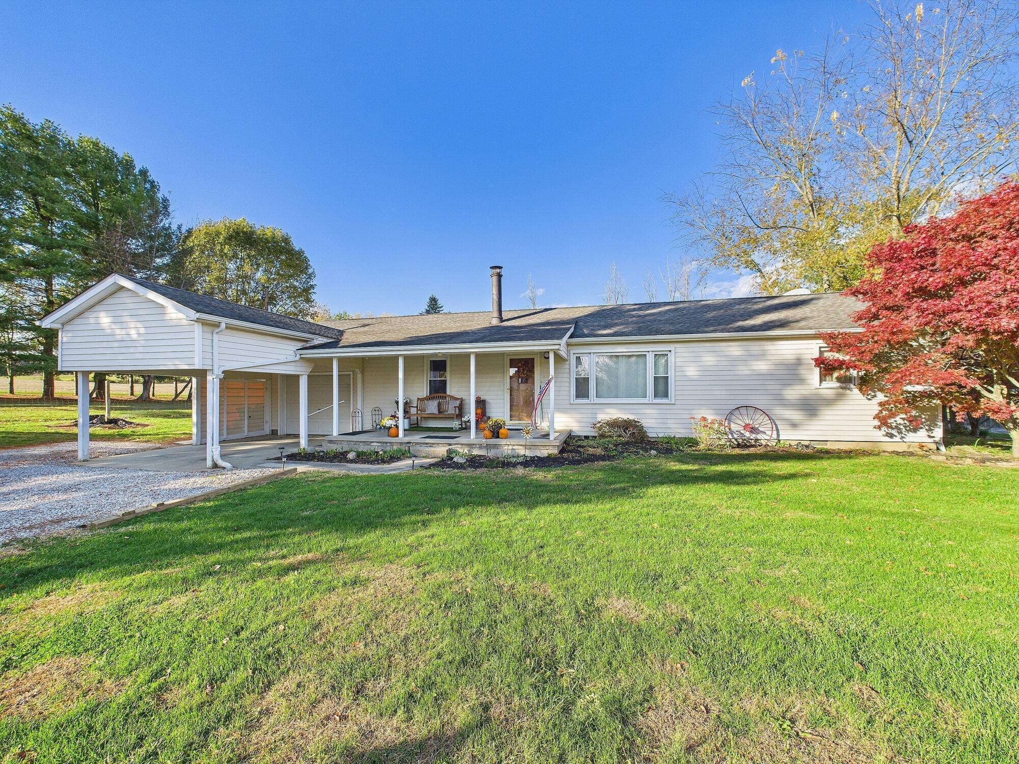 5550 Westfall Road Sw Property Photo 1