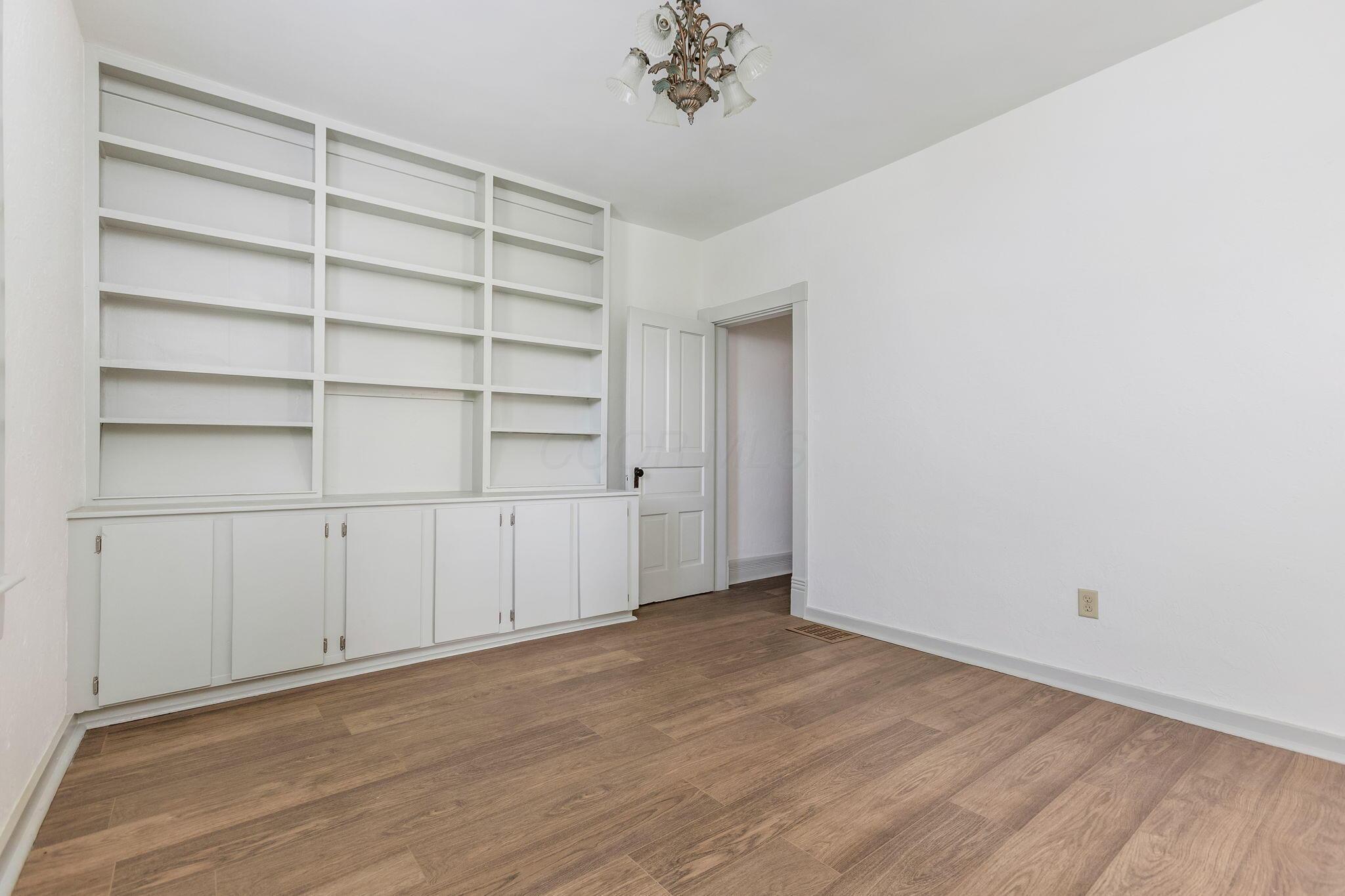 844 E Wheeling Street Property Photo 14