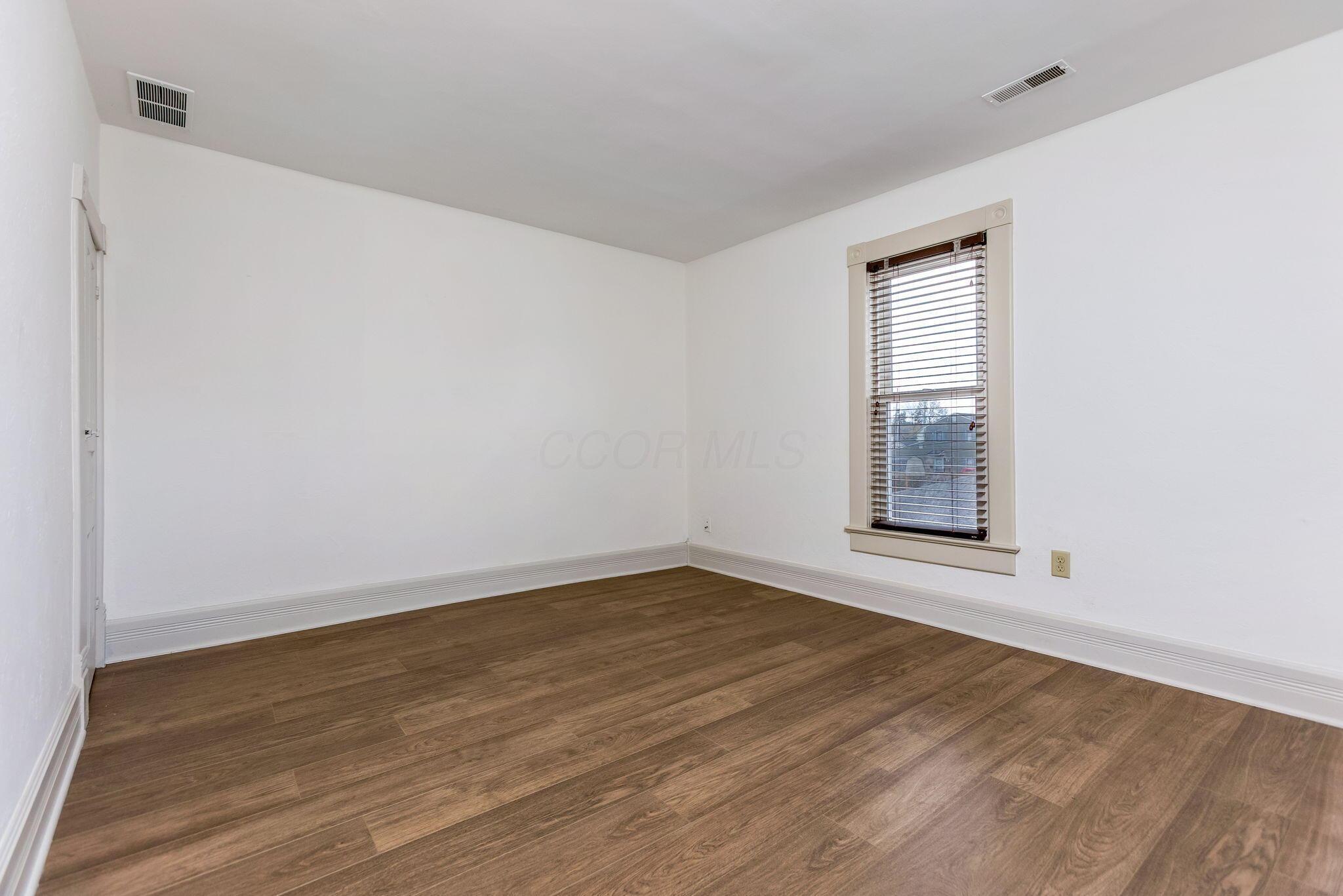 844 E Wheeling Street Property Photo 30