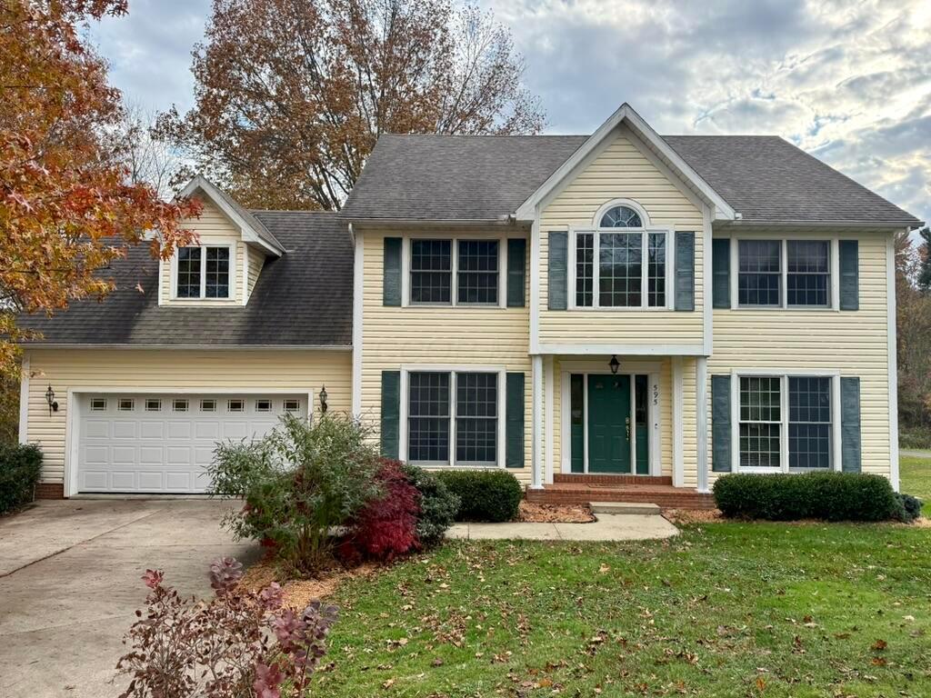 595 Hydraulic Avenue Property Photo 1