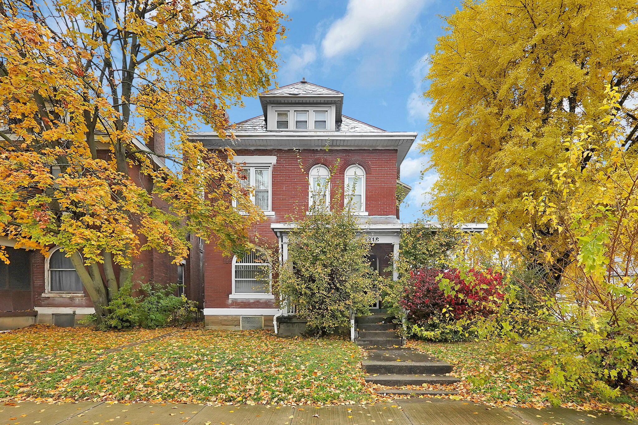 1318 E Long Street Property Photo 1
