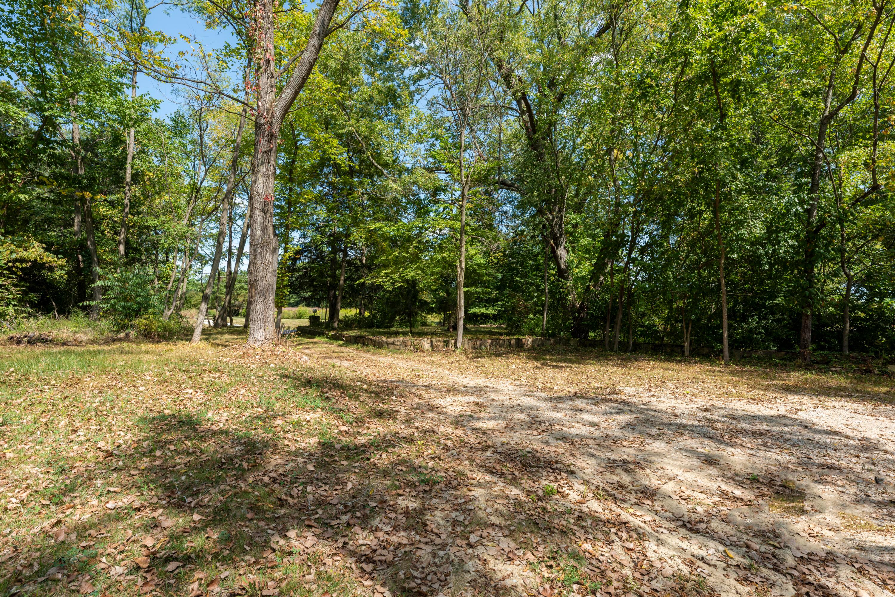 5143 E Walnut Street Property Photo 8