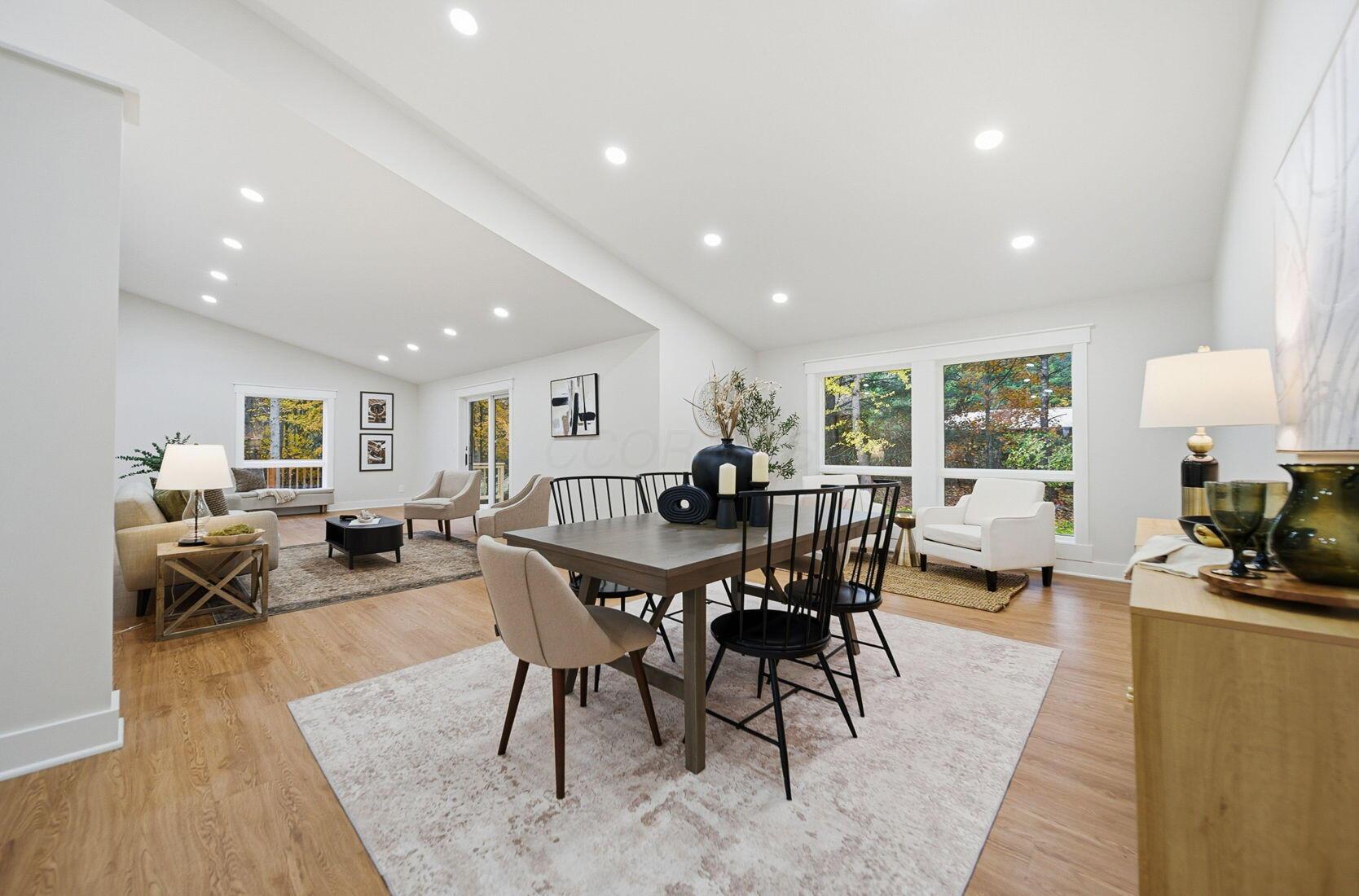 8001 Johnstown Alexandria Road Property Photo 1