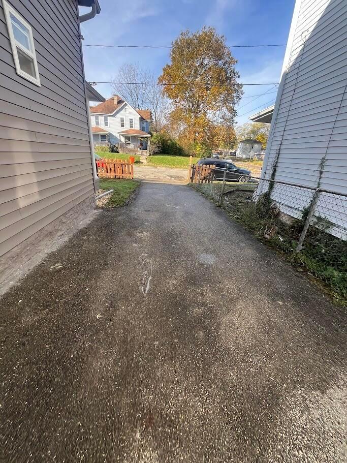 1008 Tibbetts Avenue Property Photo 23
