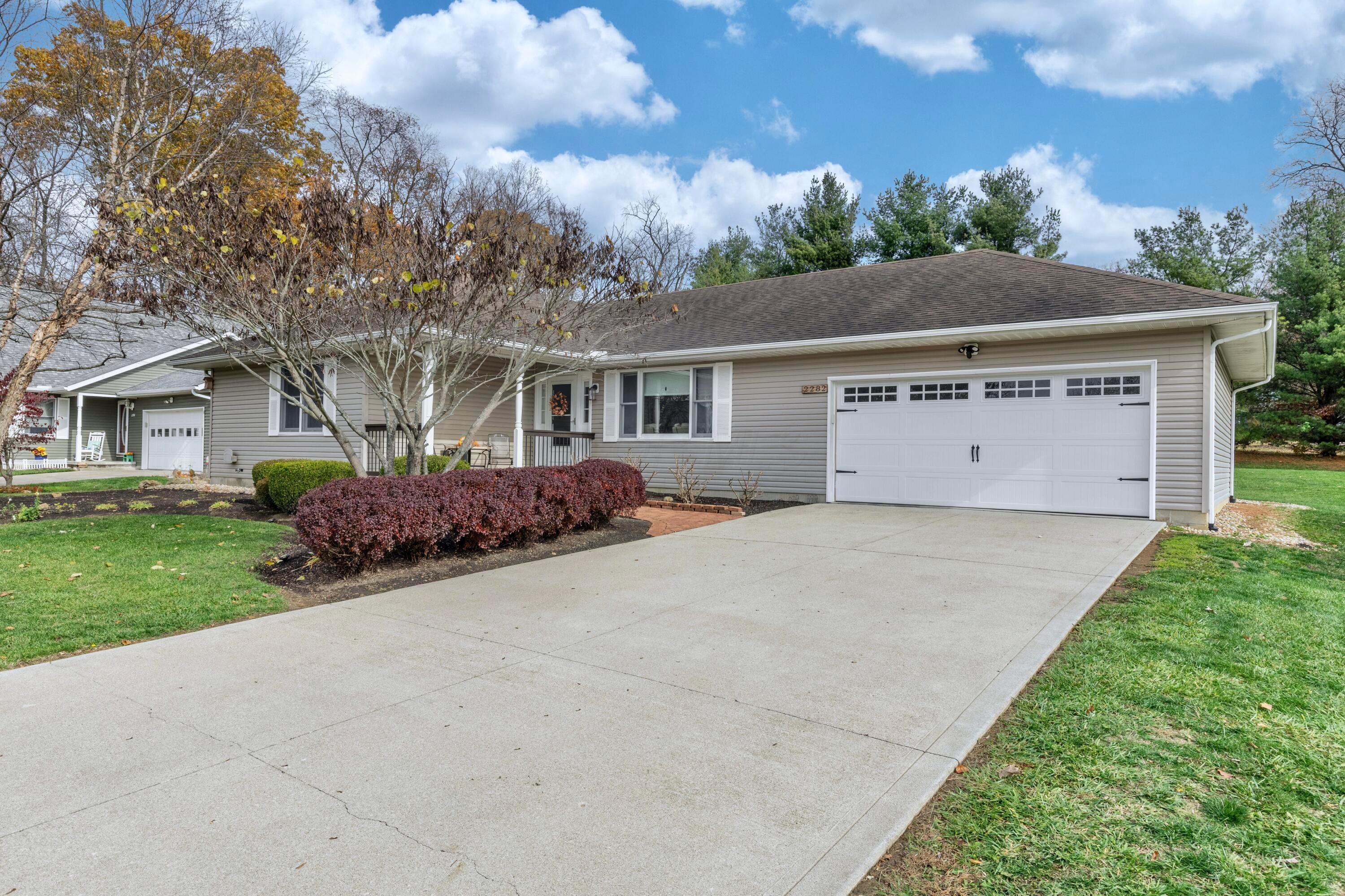 2282 Carper Street Property Photo 1