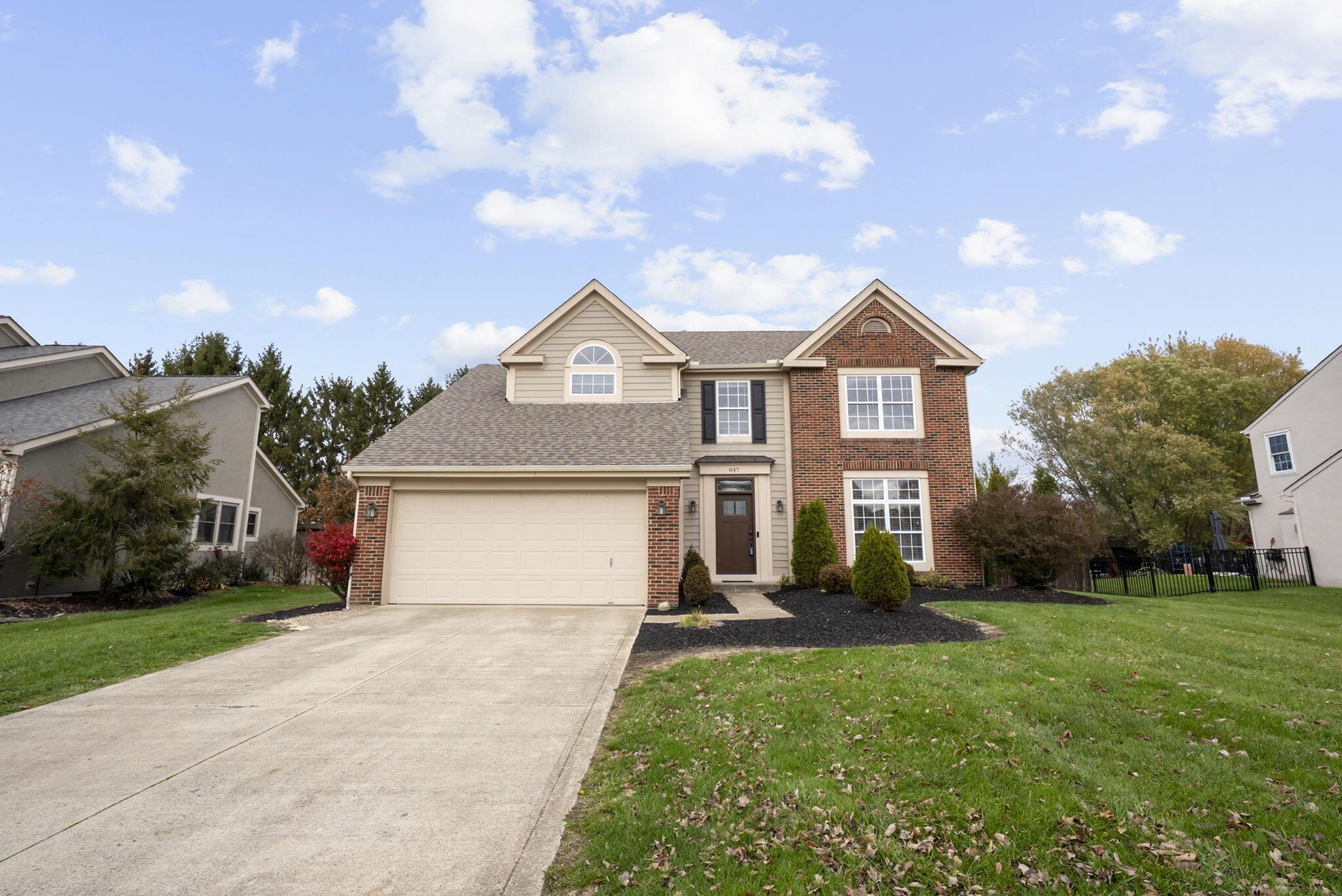 847 Claytonbend Drive Property Photo 2