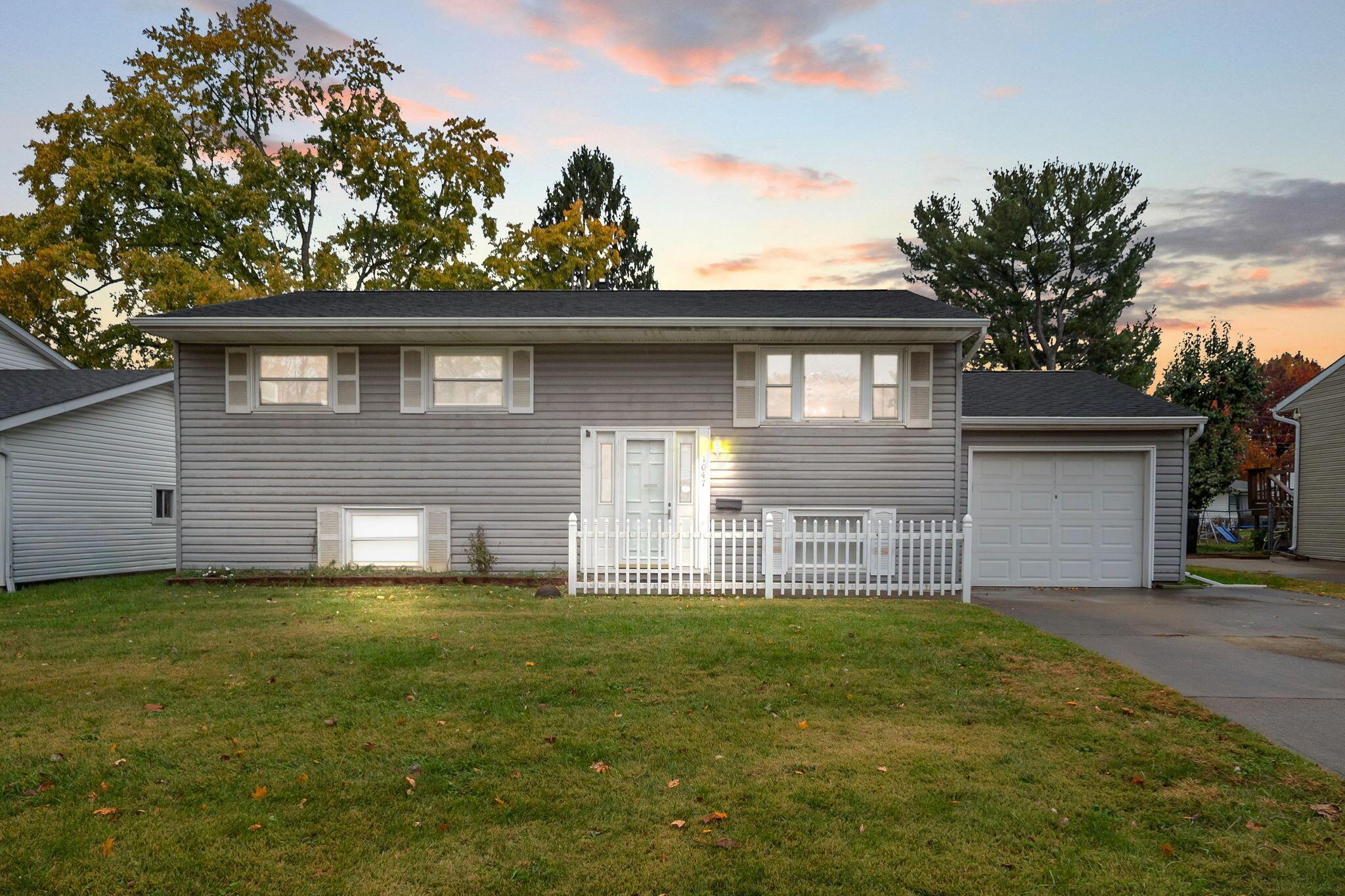 1047 Mulberry Road Property Photo 1