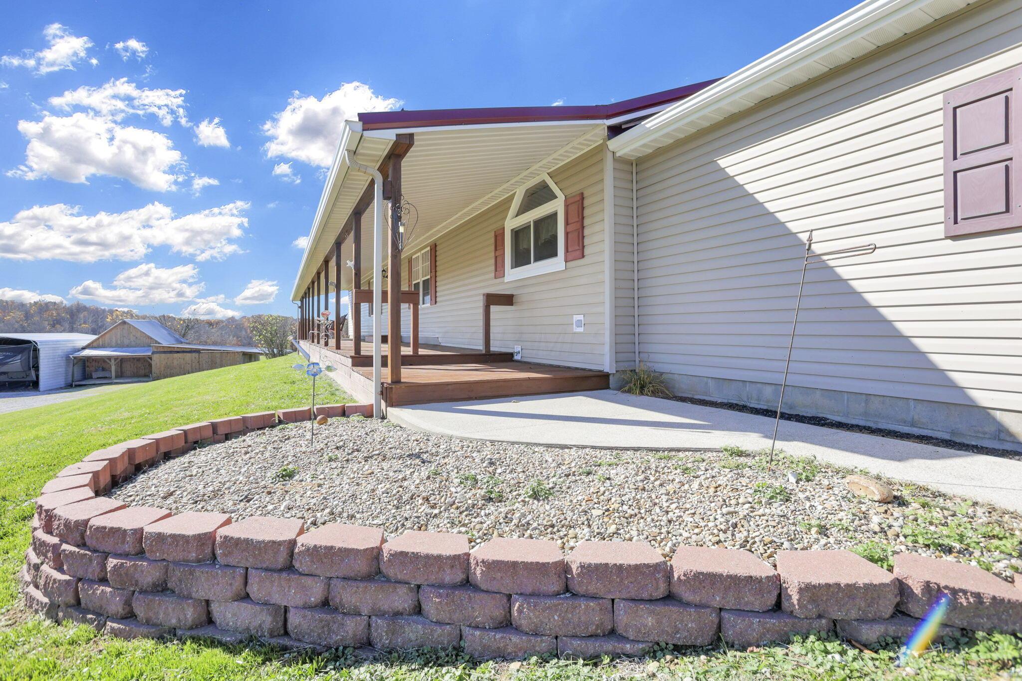 38482 Scout Road Property Photo 4