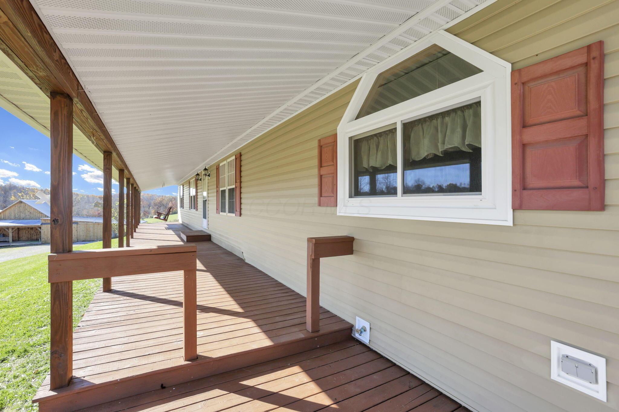 38482 Scout Road Property Photo 6