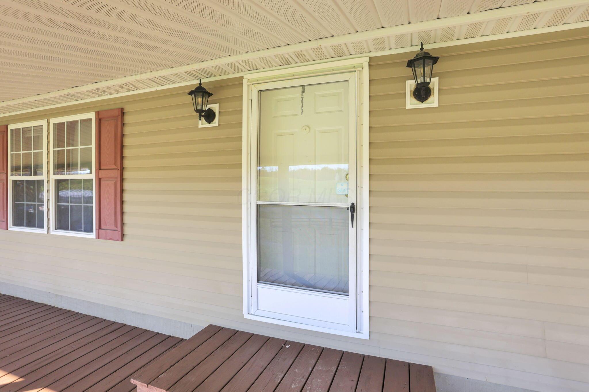 38482 Scout Road Property Photo 9