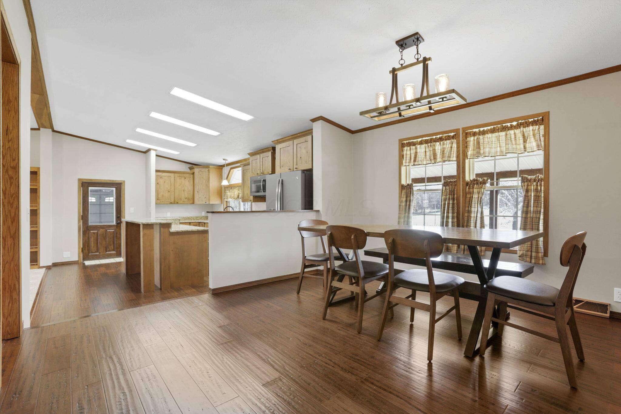38482 Scout Road Property Photo 11