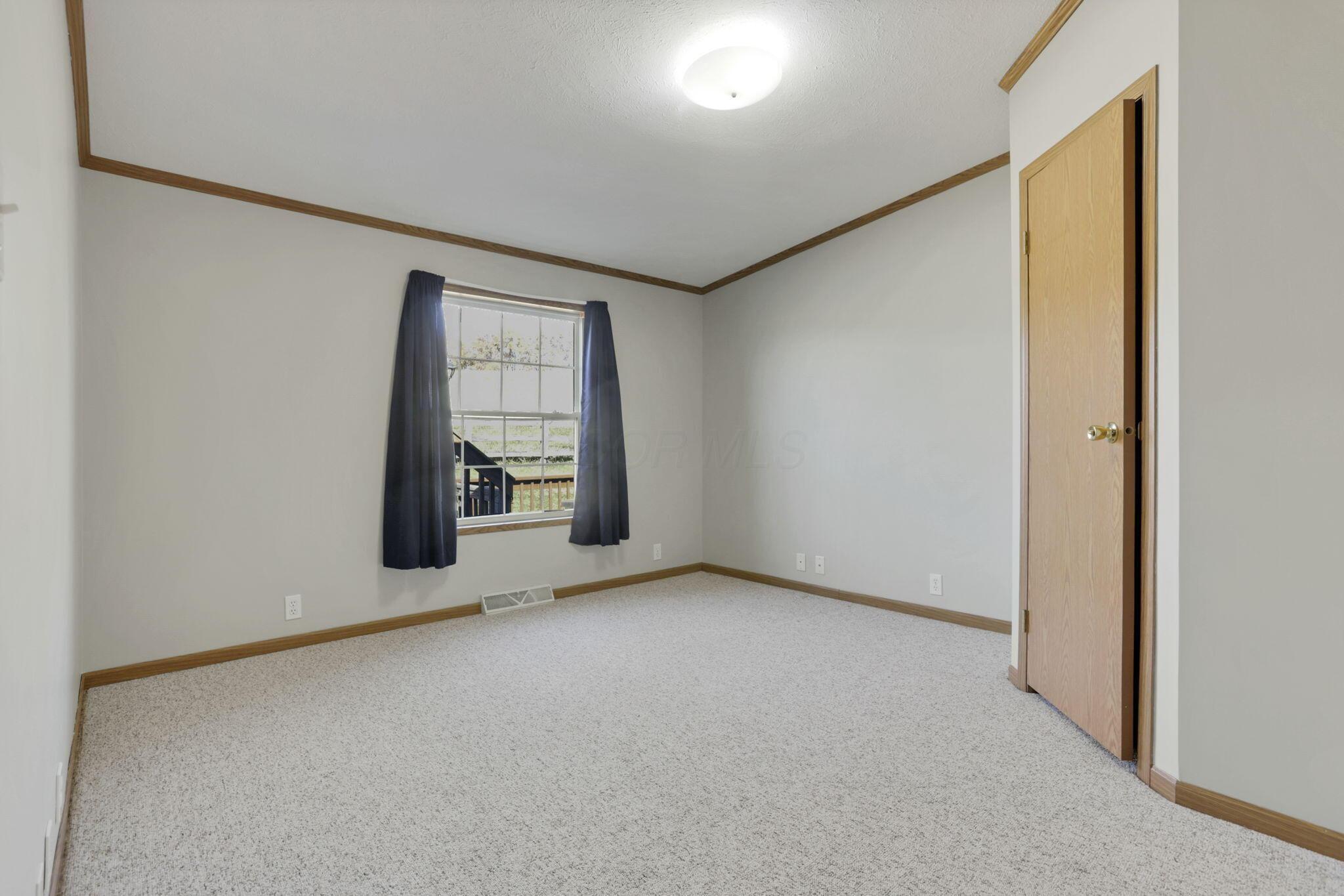 38482 Scout Road Property Photo 33
