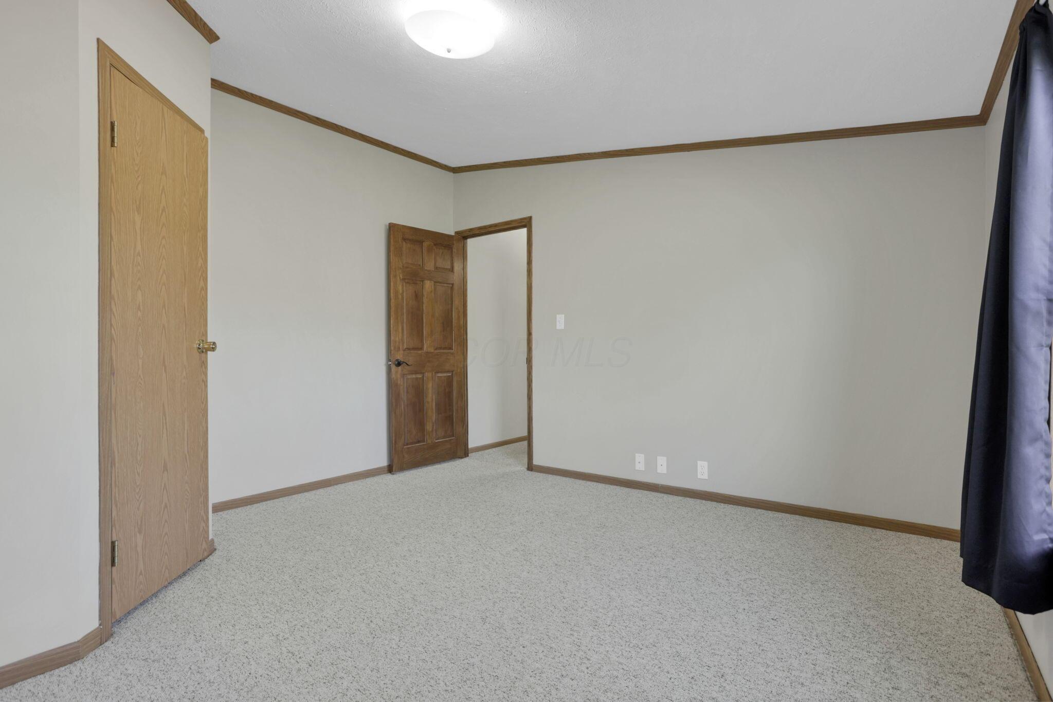 38482 Scout Road Property Photo 34