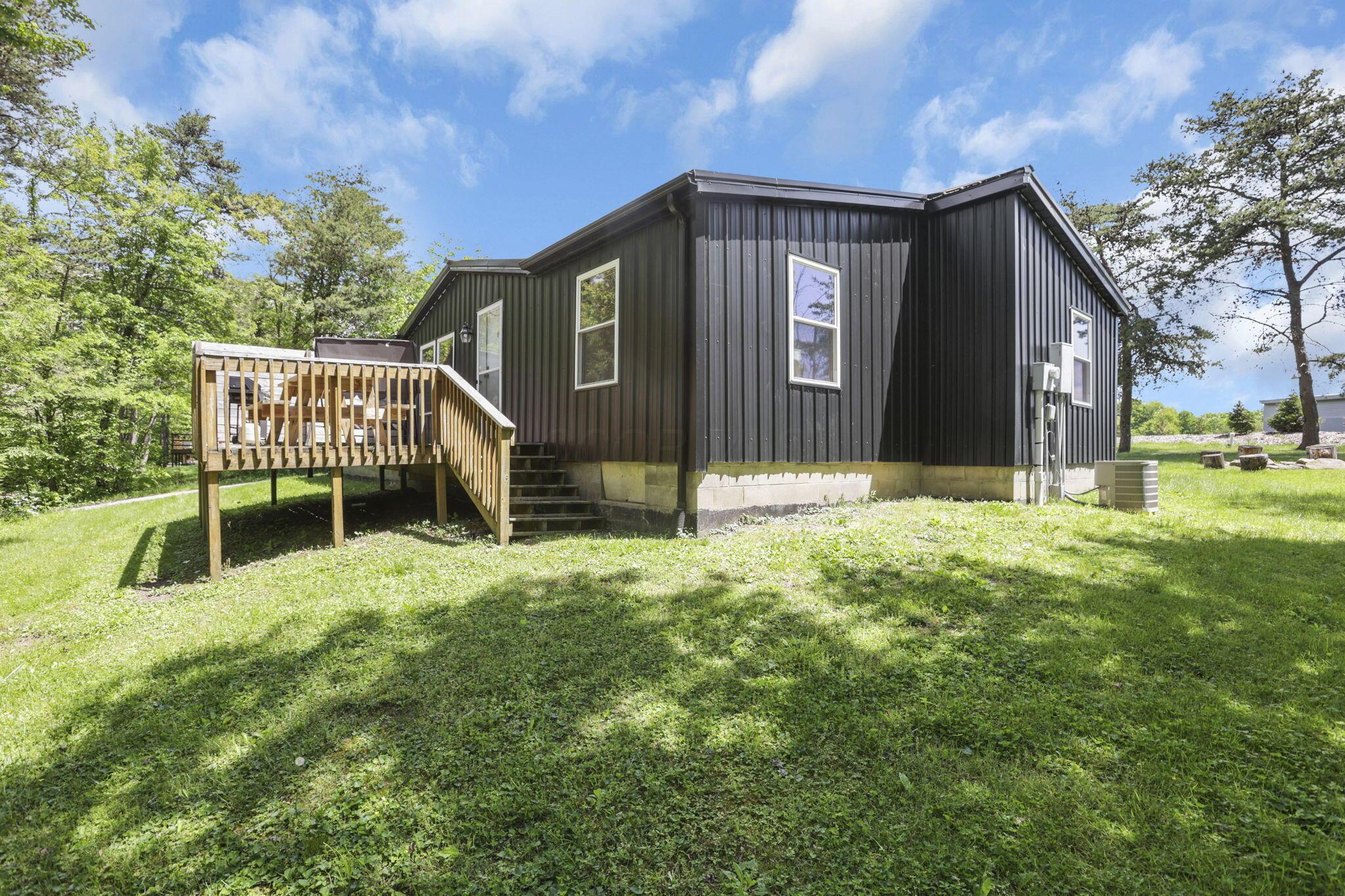 18682 Griffith Road Property Photo 13