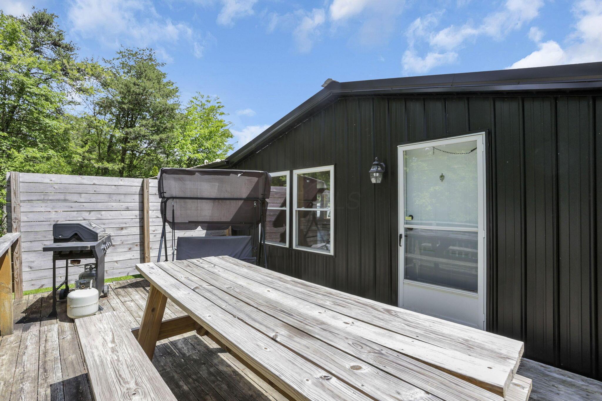 18682 Griffith Road Property Photo 16