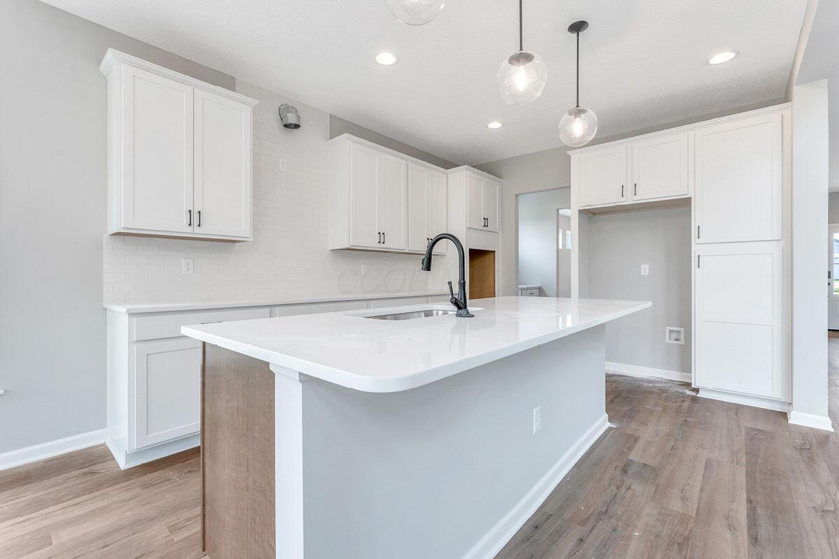 12475 Curtis Loop Property Photo 8