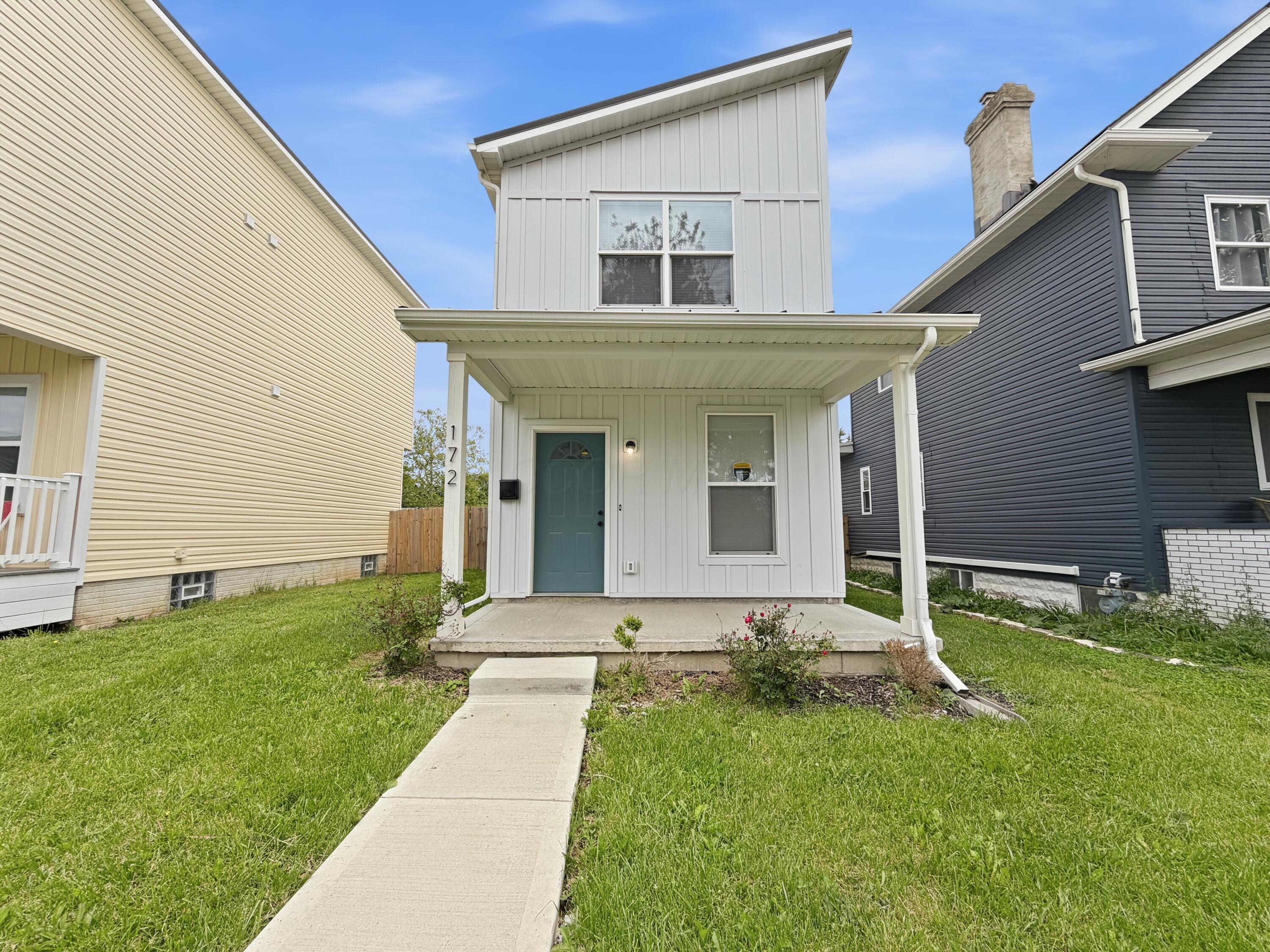 172 Whitethorne Avenue Property Photo 1