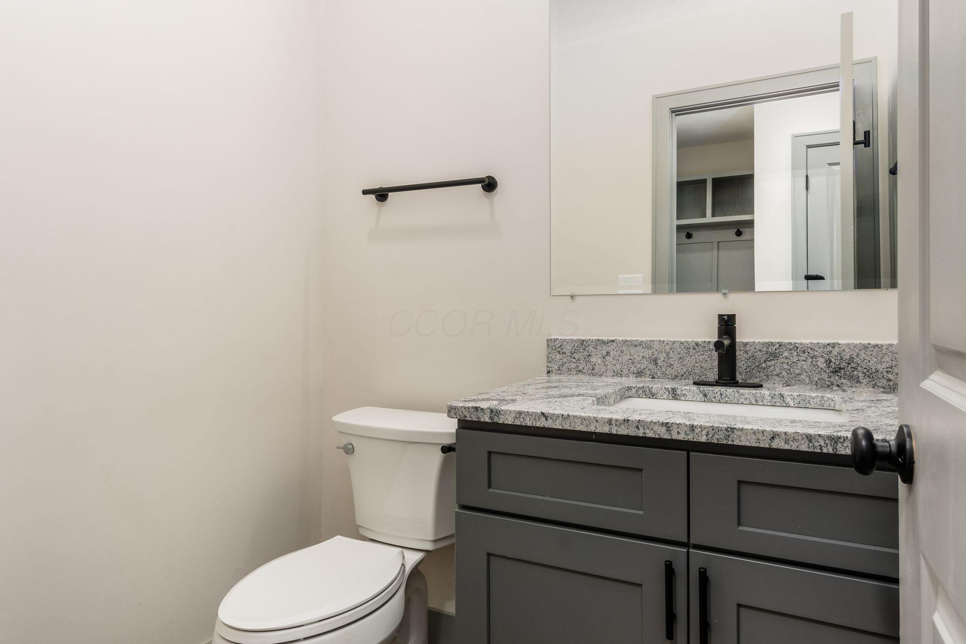 172 Whitethorne Avenue Property Photo 17