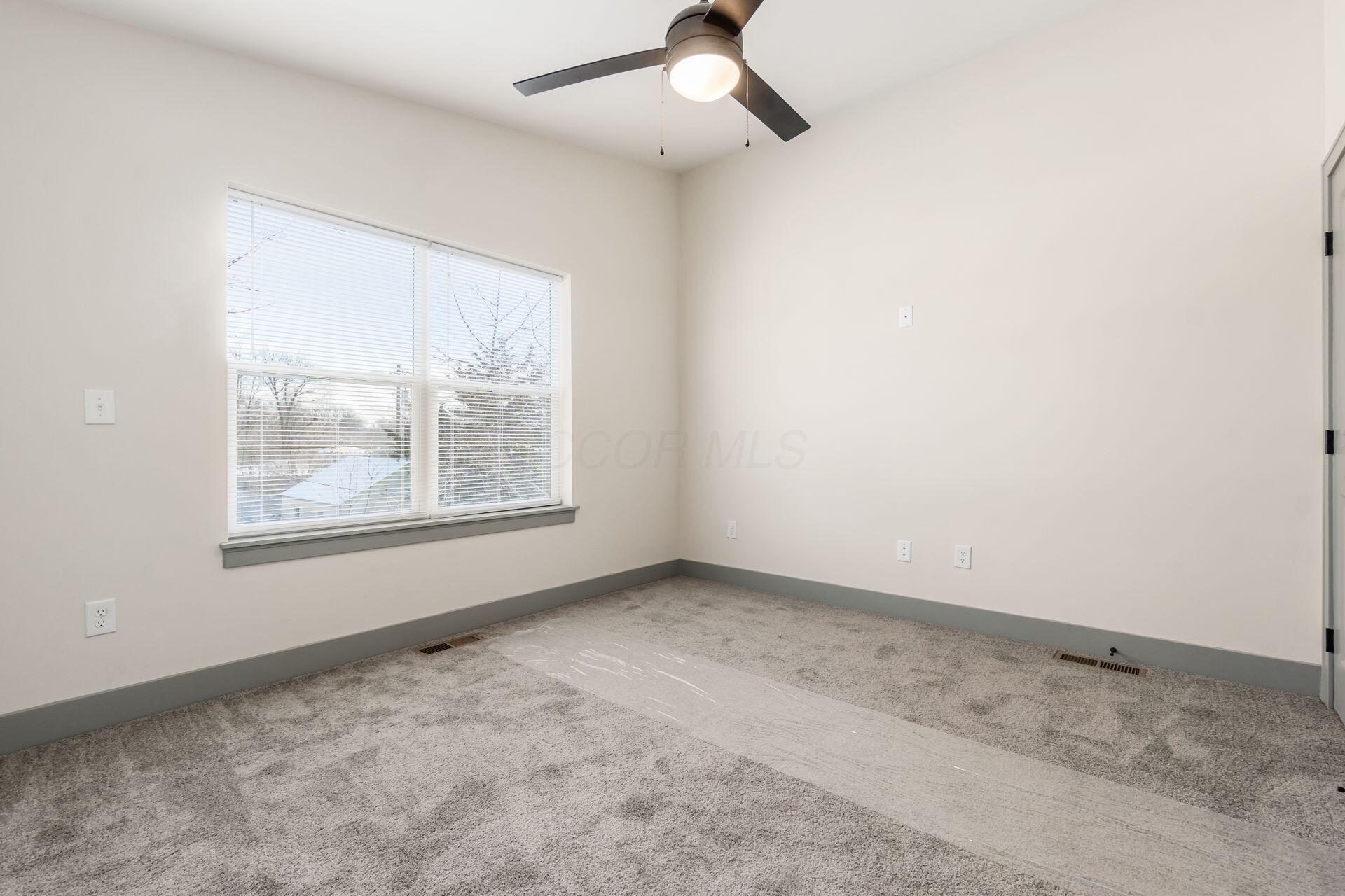172 Whitethorne Avenue Property Photo 24