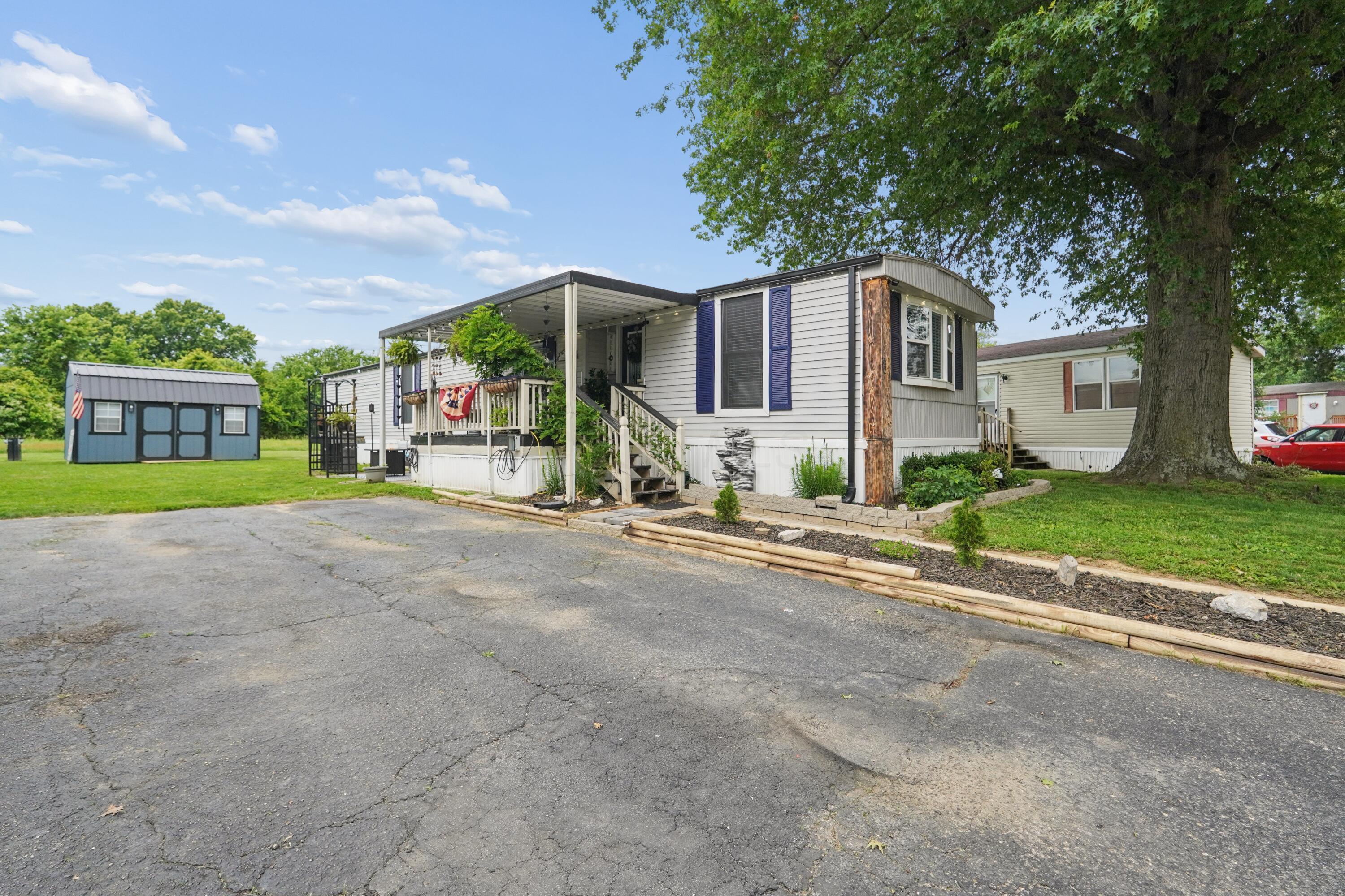 42 Deerpath Road Property Photo 1