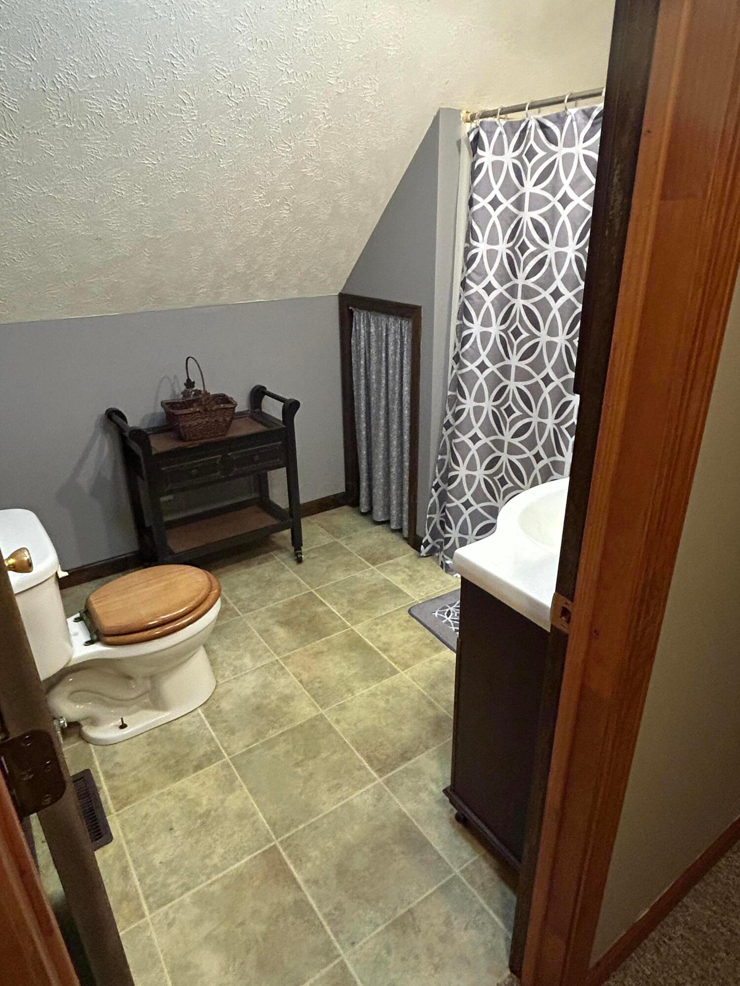 329 Kinzer Road Property Photo 28