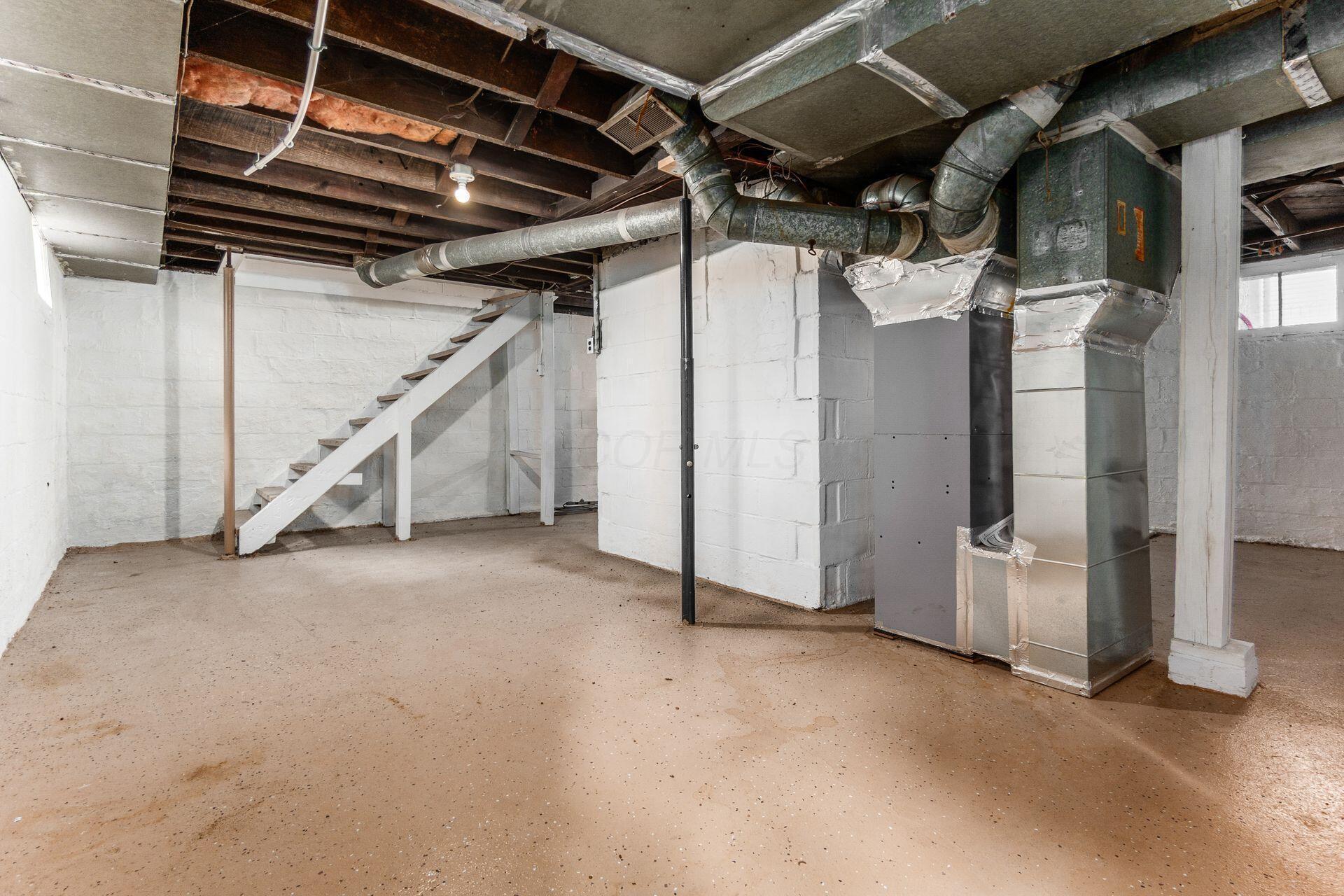 2394 Neil Avenue Property Photo 23