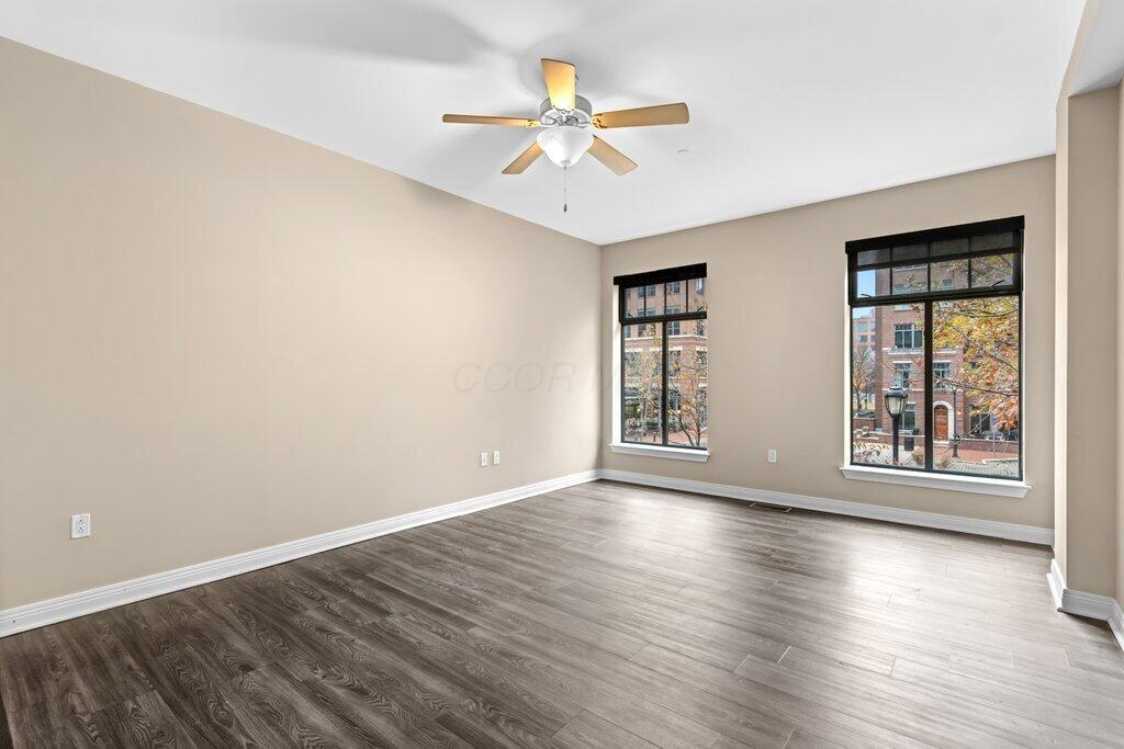 251 Daniel Burnham Square, Unit #259 Property Photo 22