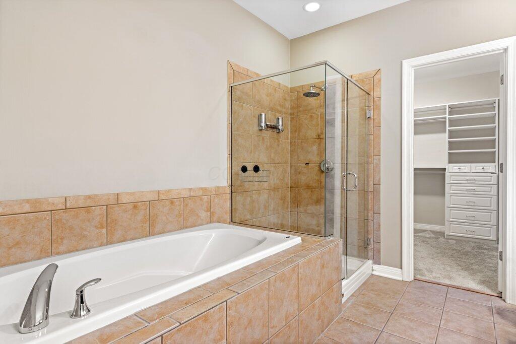 251 Daniel Burnham Square, Unit #259 Property Photo 26