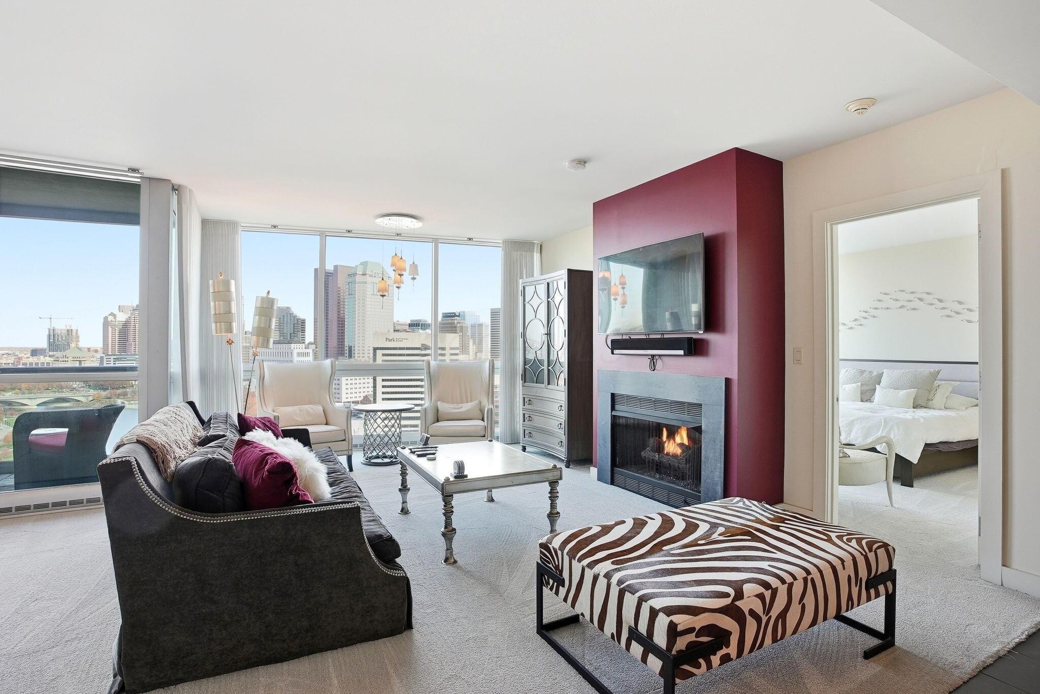 1 Miranova Place, 2030 Property Photo 10