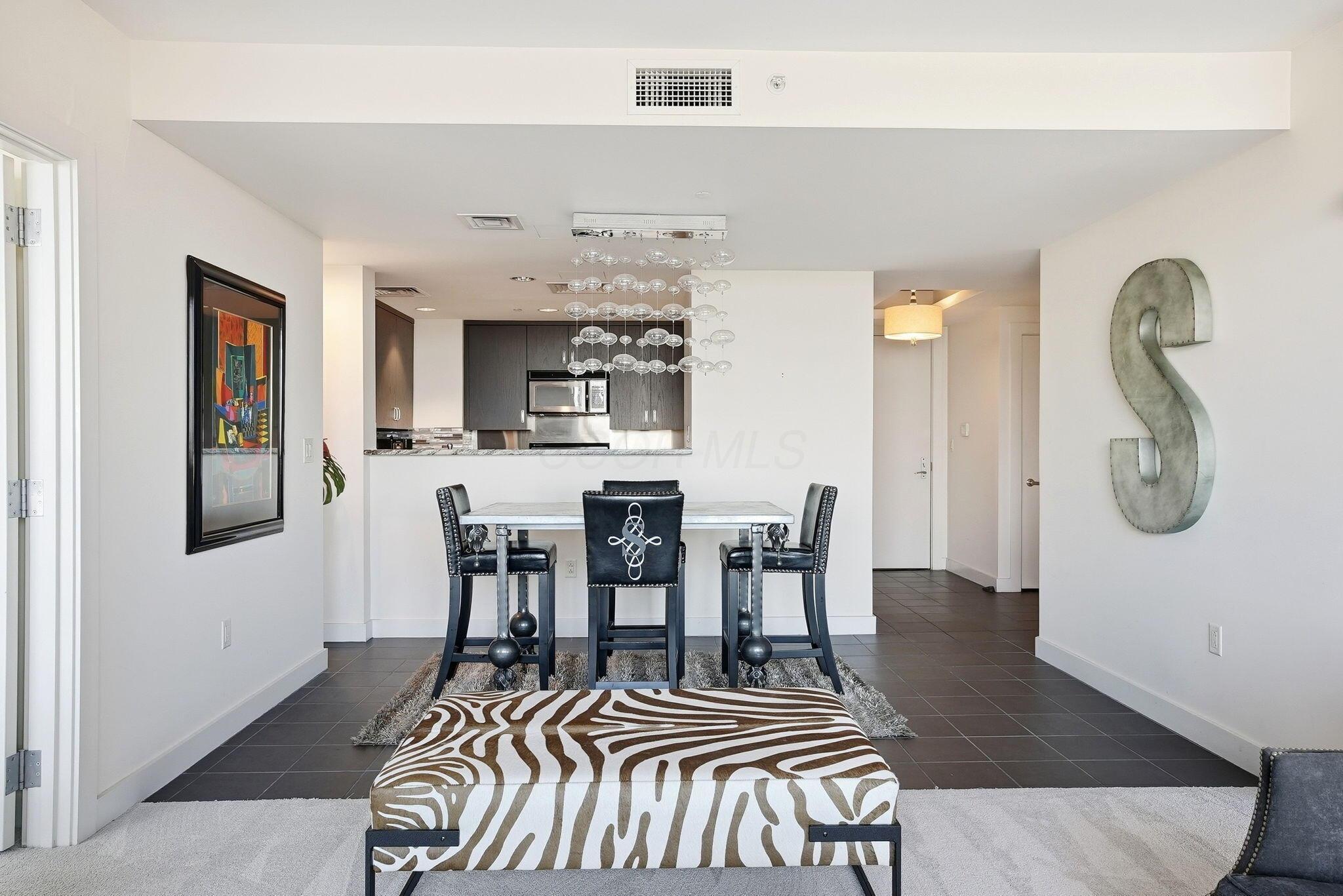 1 Miranova Place, 2030 Property Photo 17