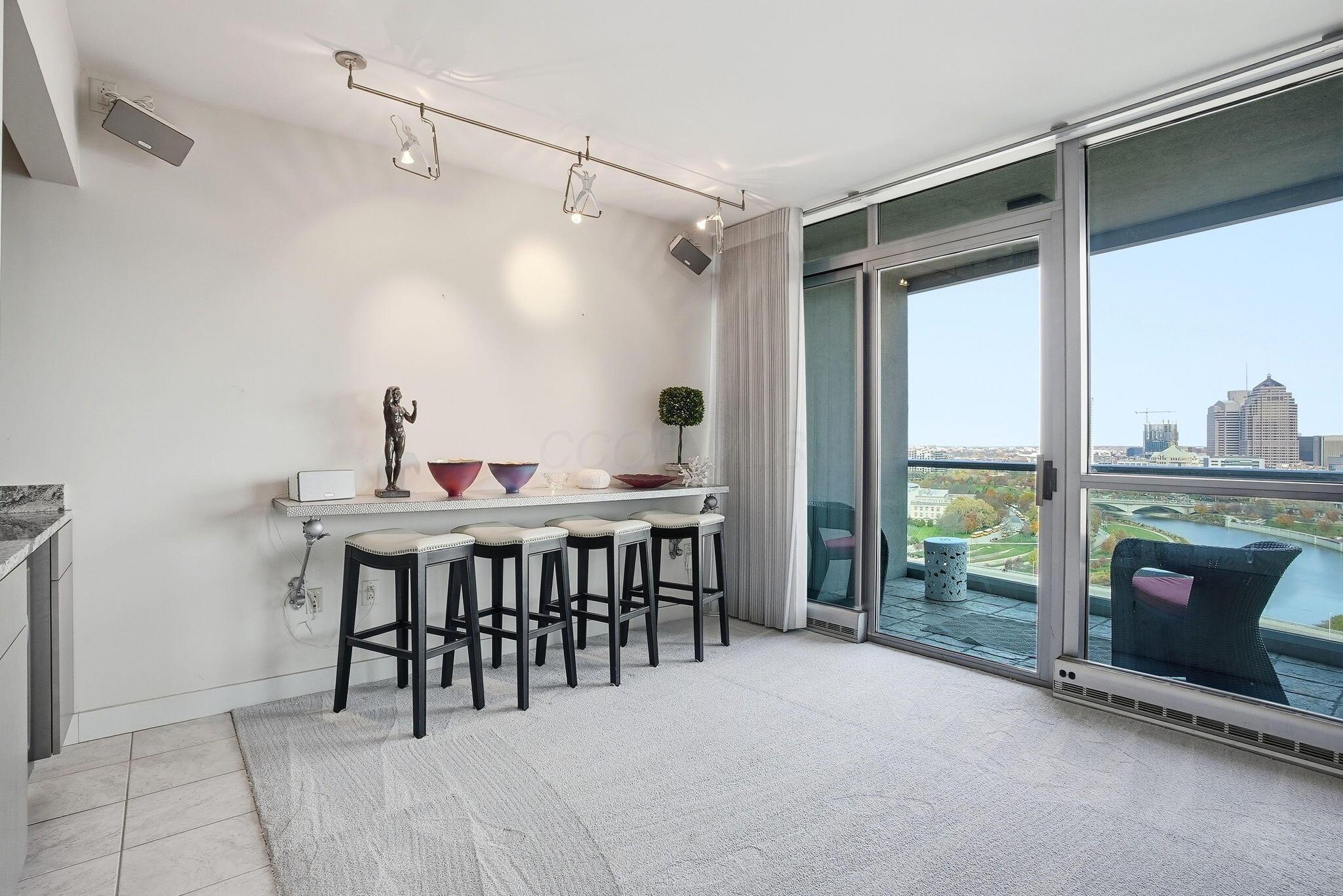 1 Miranova Place, 2030 Property Photo 22