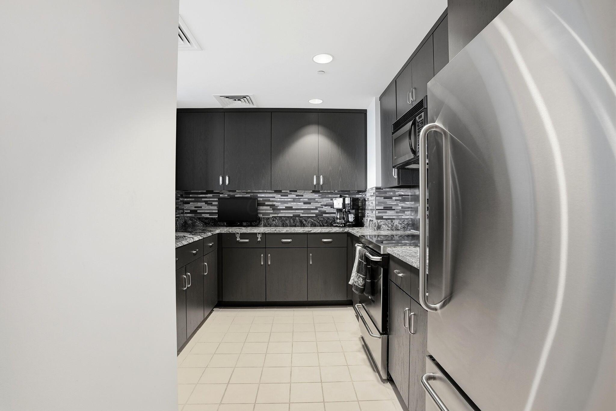 1 Miranova Place, 2030 Property Photo 28