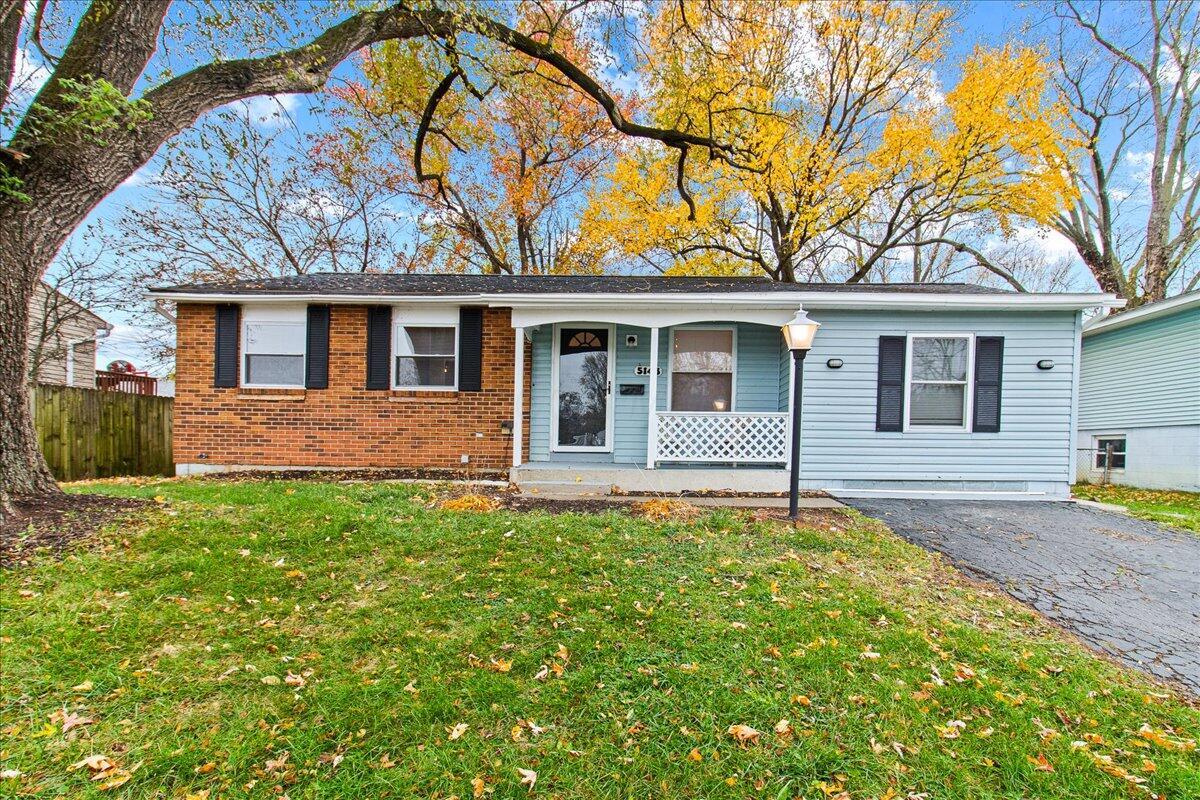 5143 Rutledge Drive N Property Photo 3