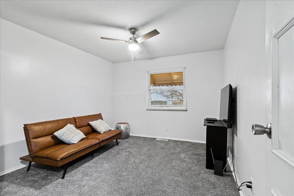 5143 Rutledge Drive N Property Photo 16
