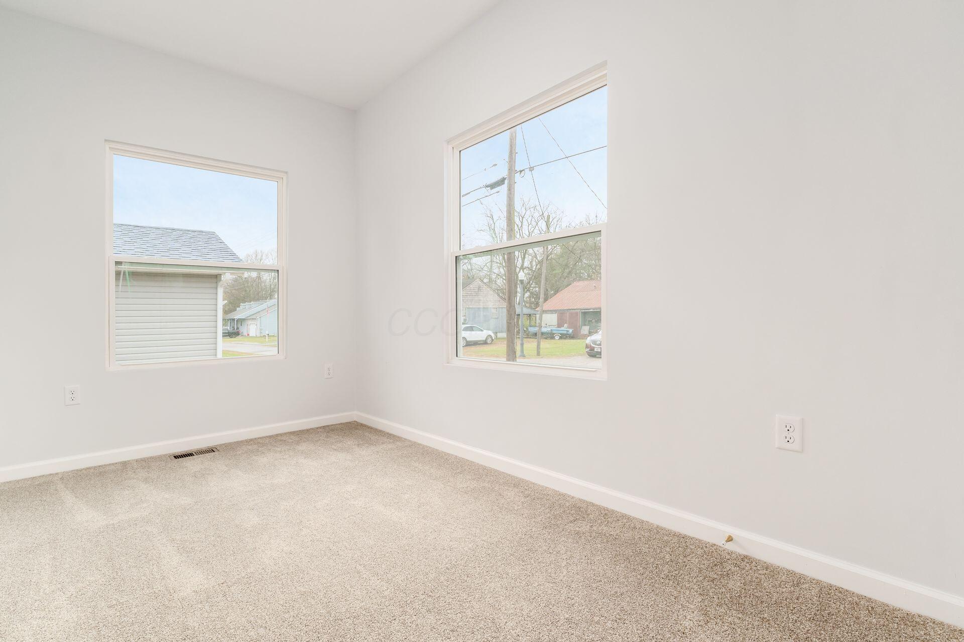 1559 Obetz Avenue Property Photo 20