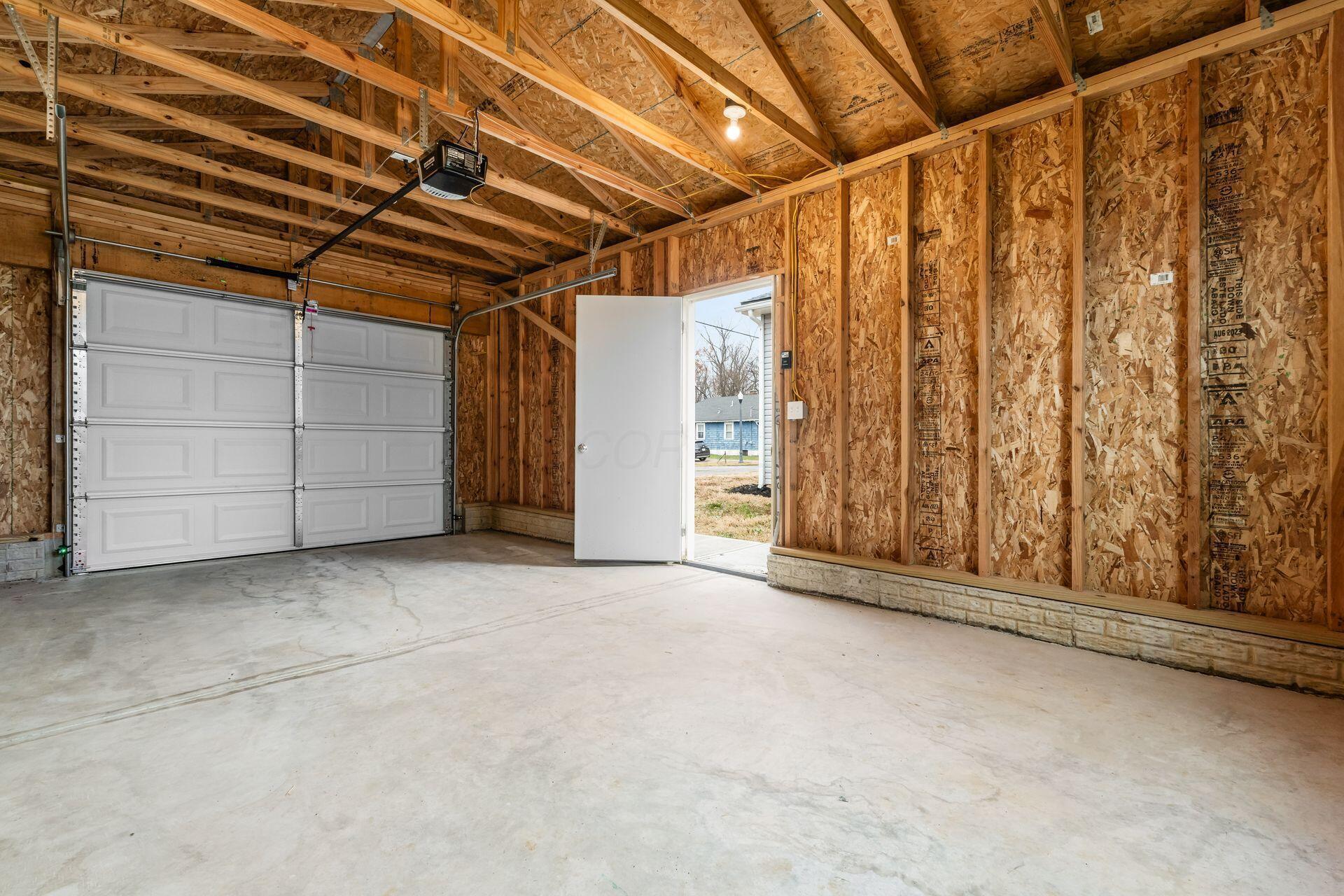 1559 Obetz Avenue Property Photo 25