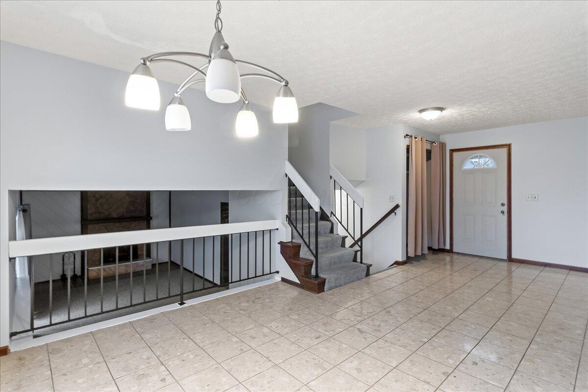 6560 Schenk Avenue Property Photo 4