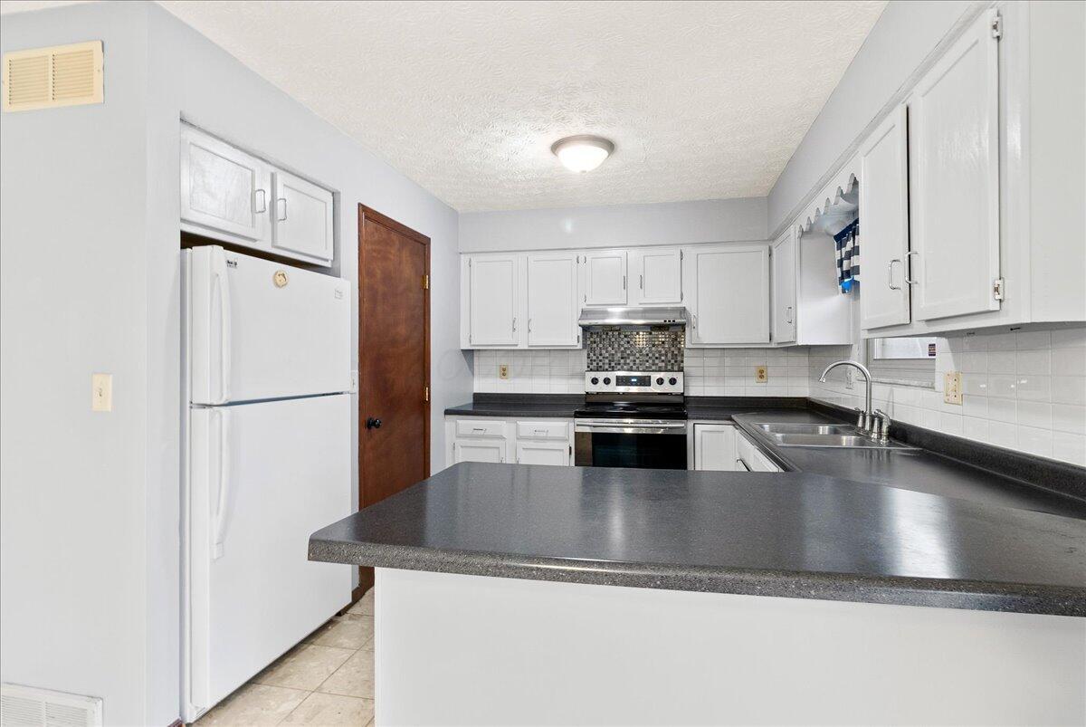 6560 Schenk Avenue Property Photo 8