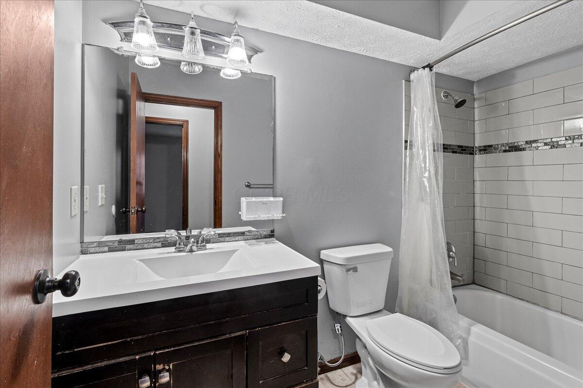 6560 Schenk Avenue Property Photo 23