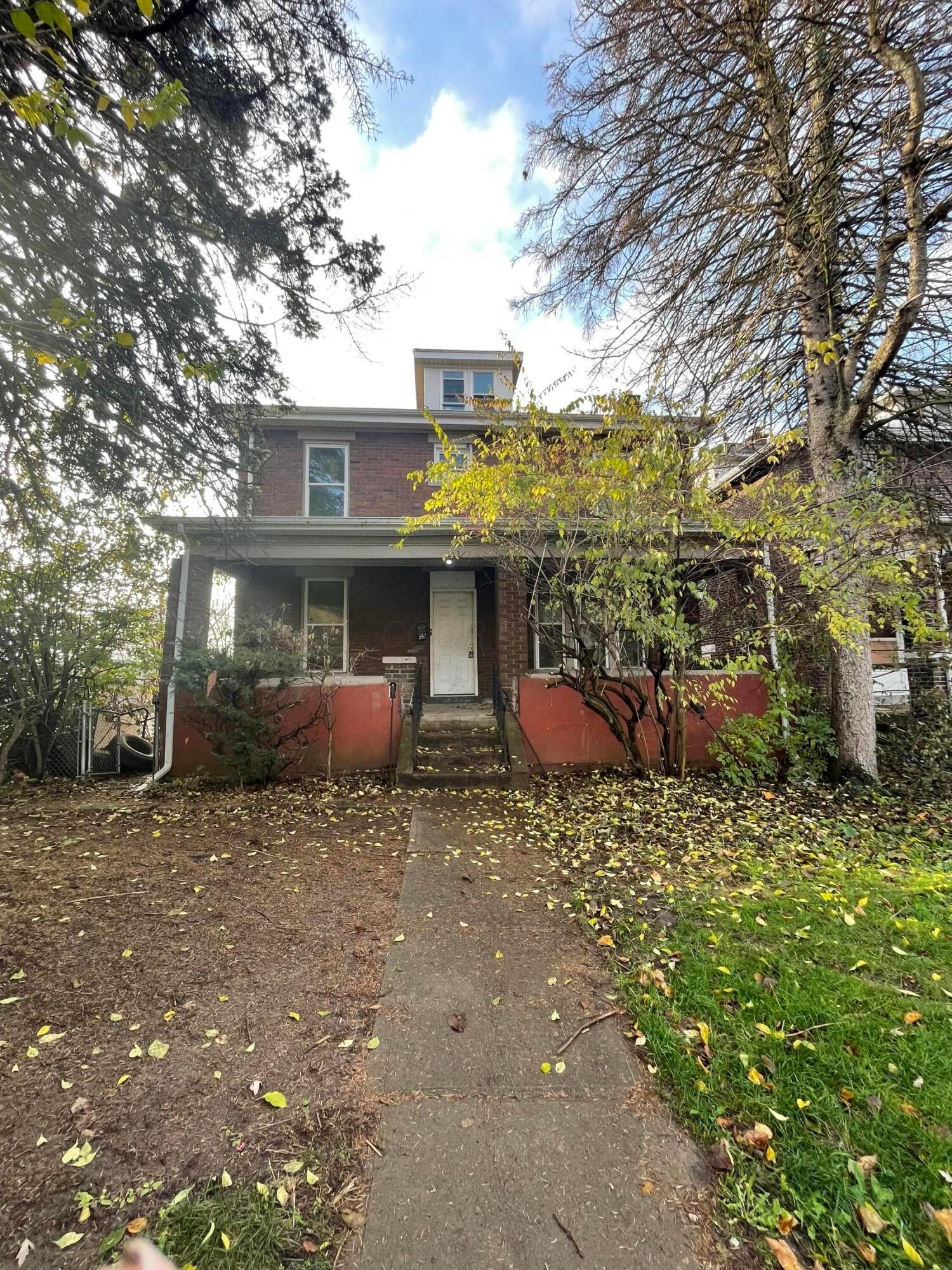 59 E Innis Avenue Property Photo 1