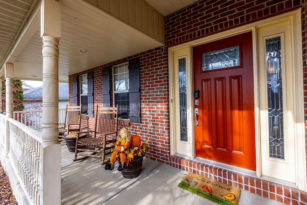 7854 Astra Circle Property Photo 4