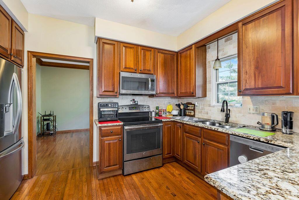 7854 Astra Circle Property Photo 11