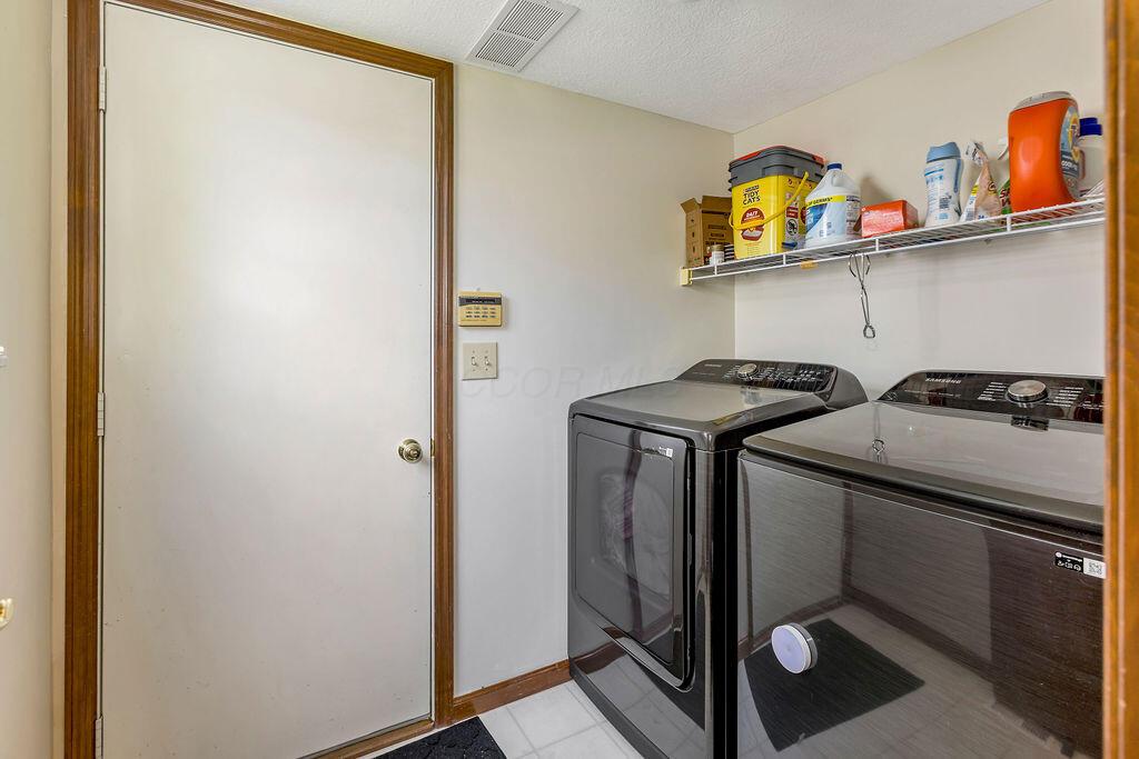 7854 Astra Circle Property Photo 14