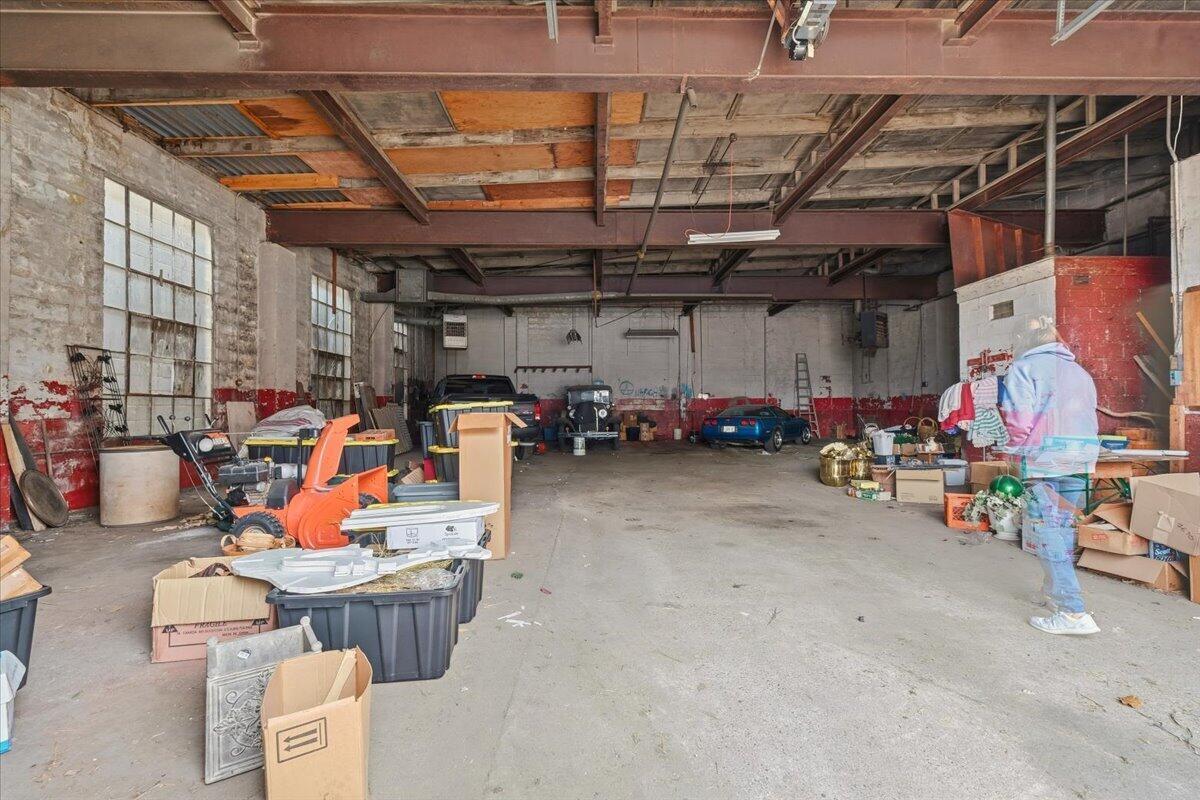 22 E Gambier Street Property Photo 20