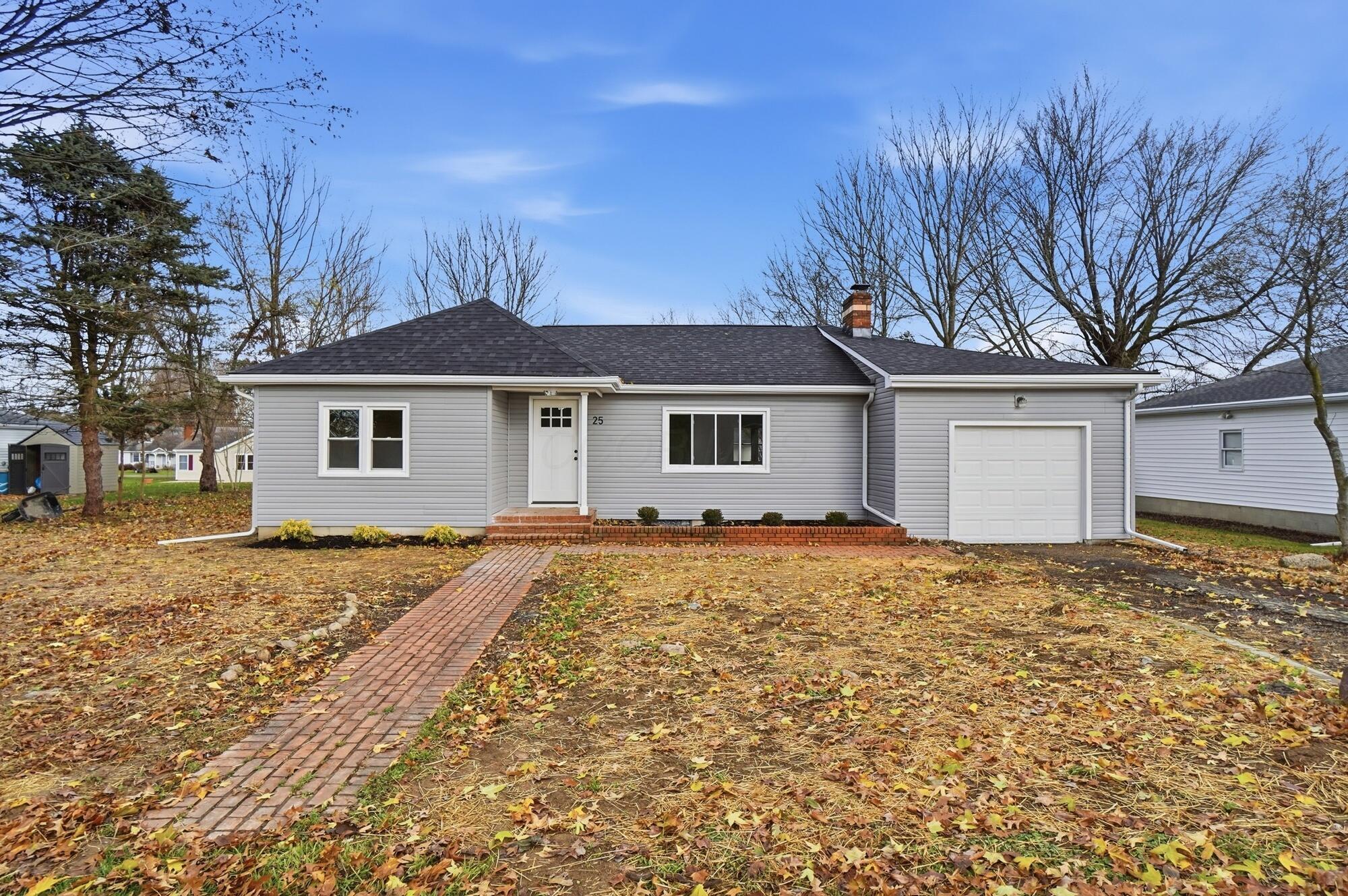 25 Crestview Drive Property Photo 1