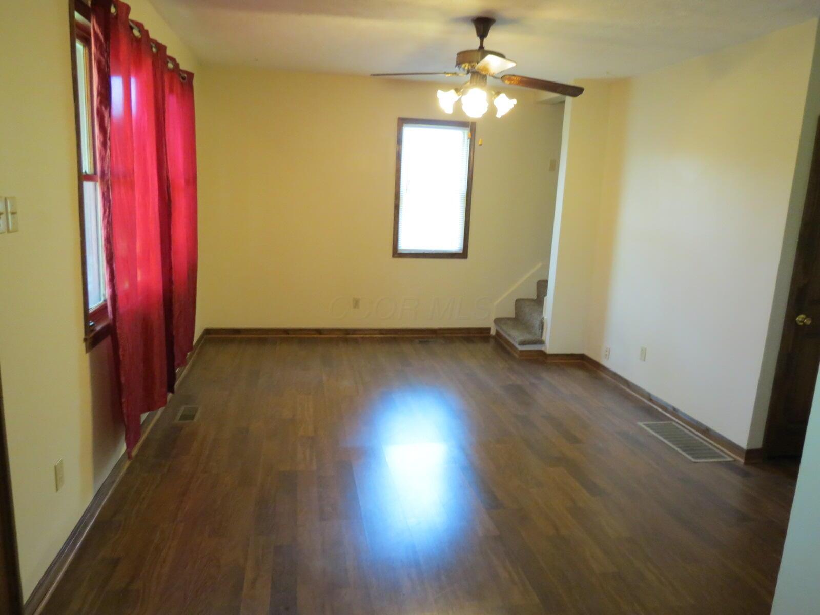 3109 E Old Duvall Court Property Photo 4
