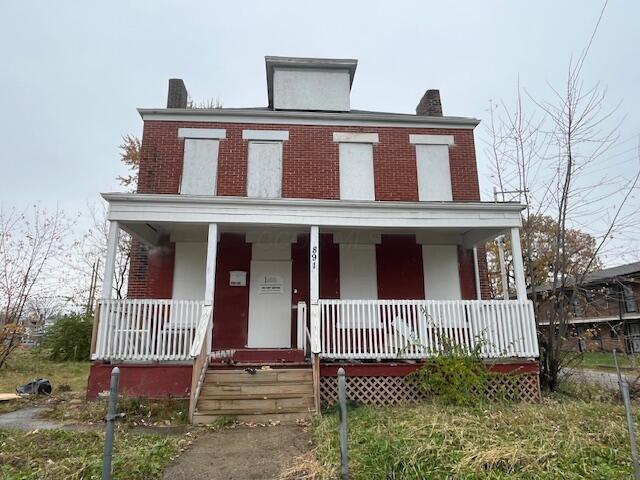 891 E Mound Street Property Photo 1