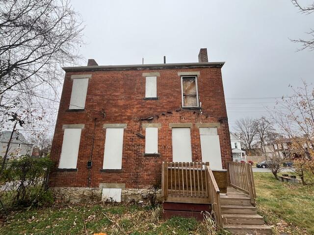 891 E Mound Street Property Photo 4