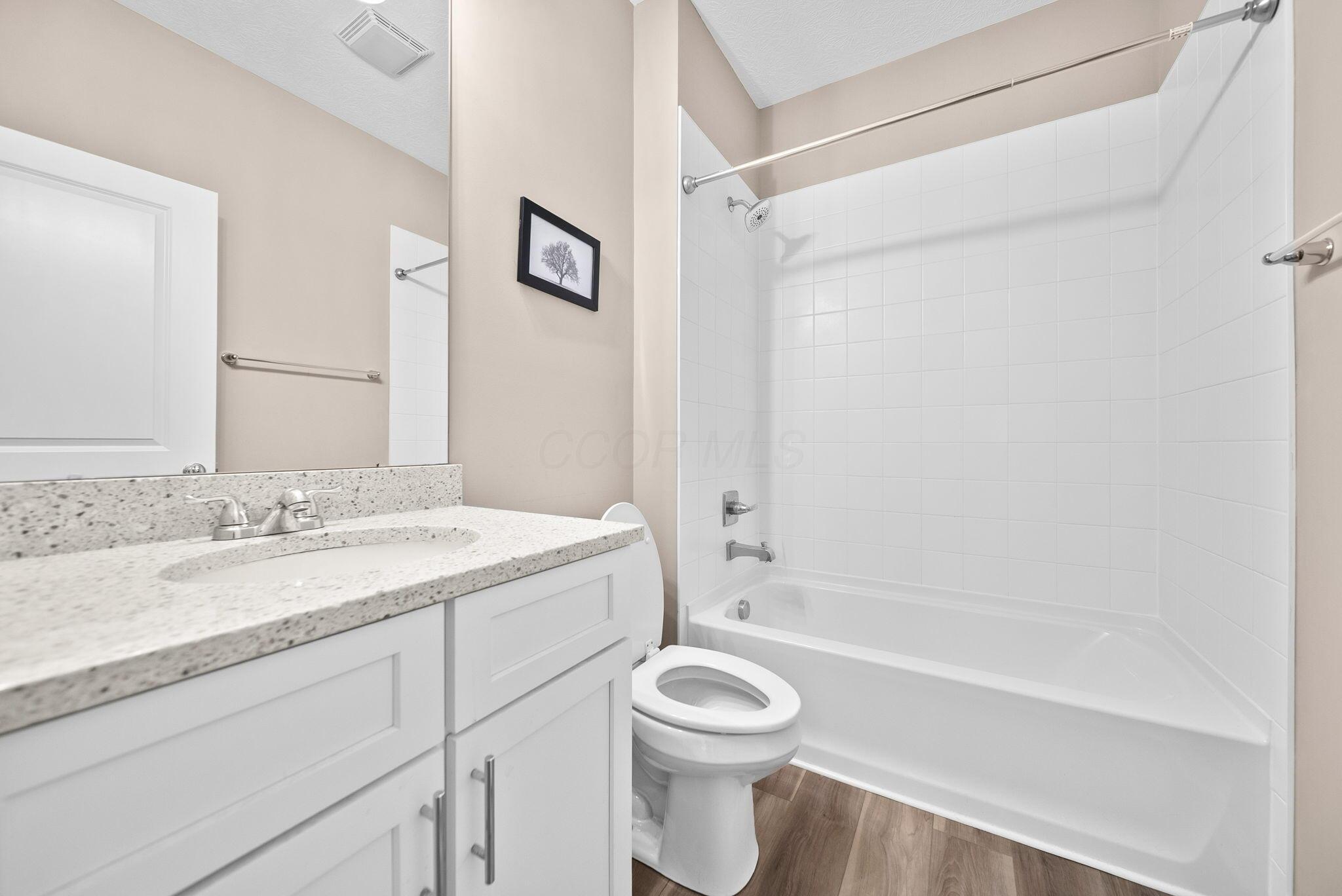 5744 Caulfield Lane Property Photo 14