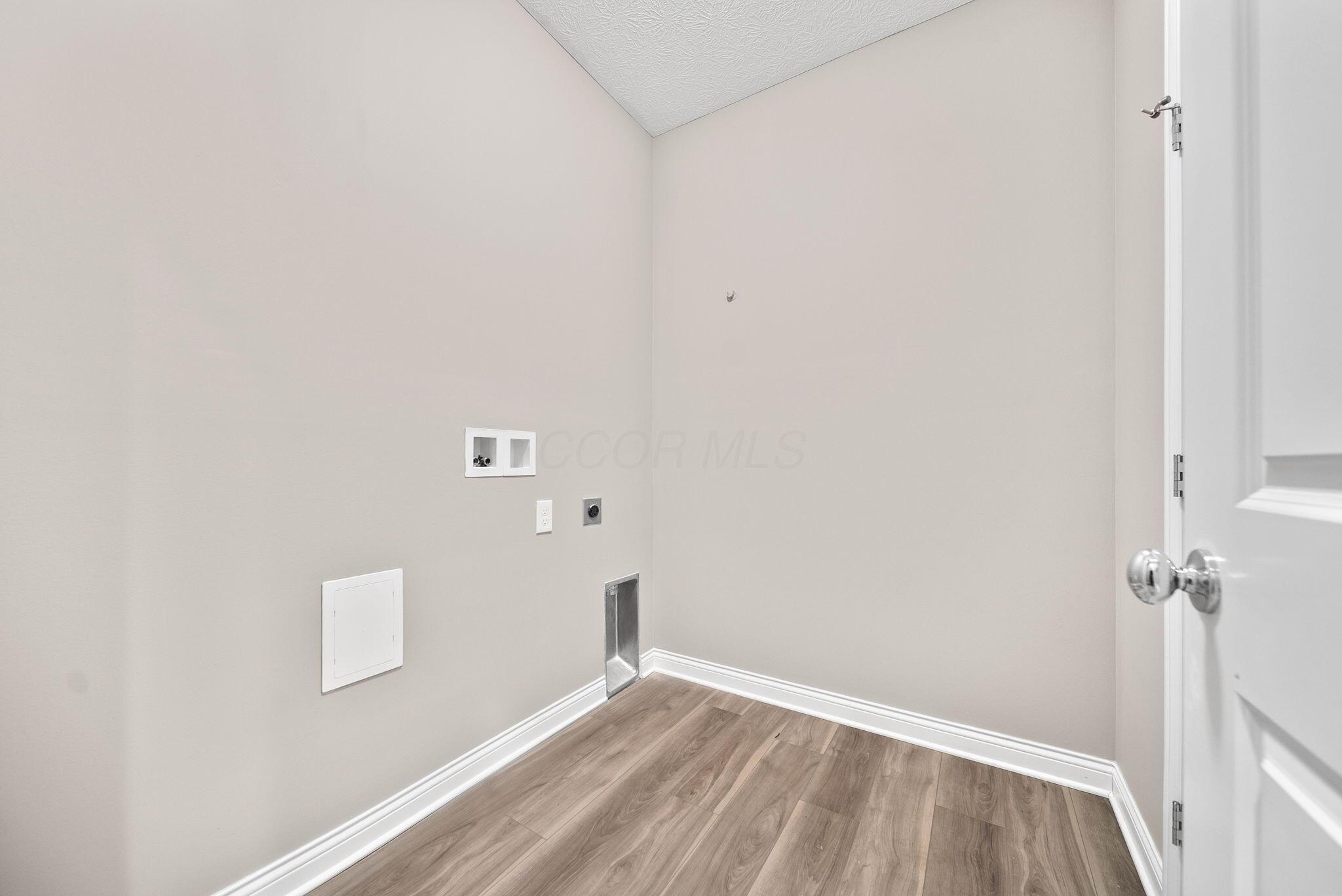 5744 Caulfield Lane Property Photo 19